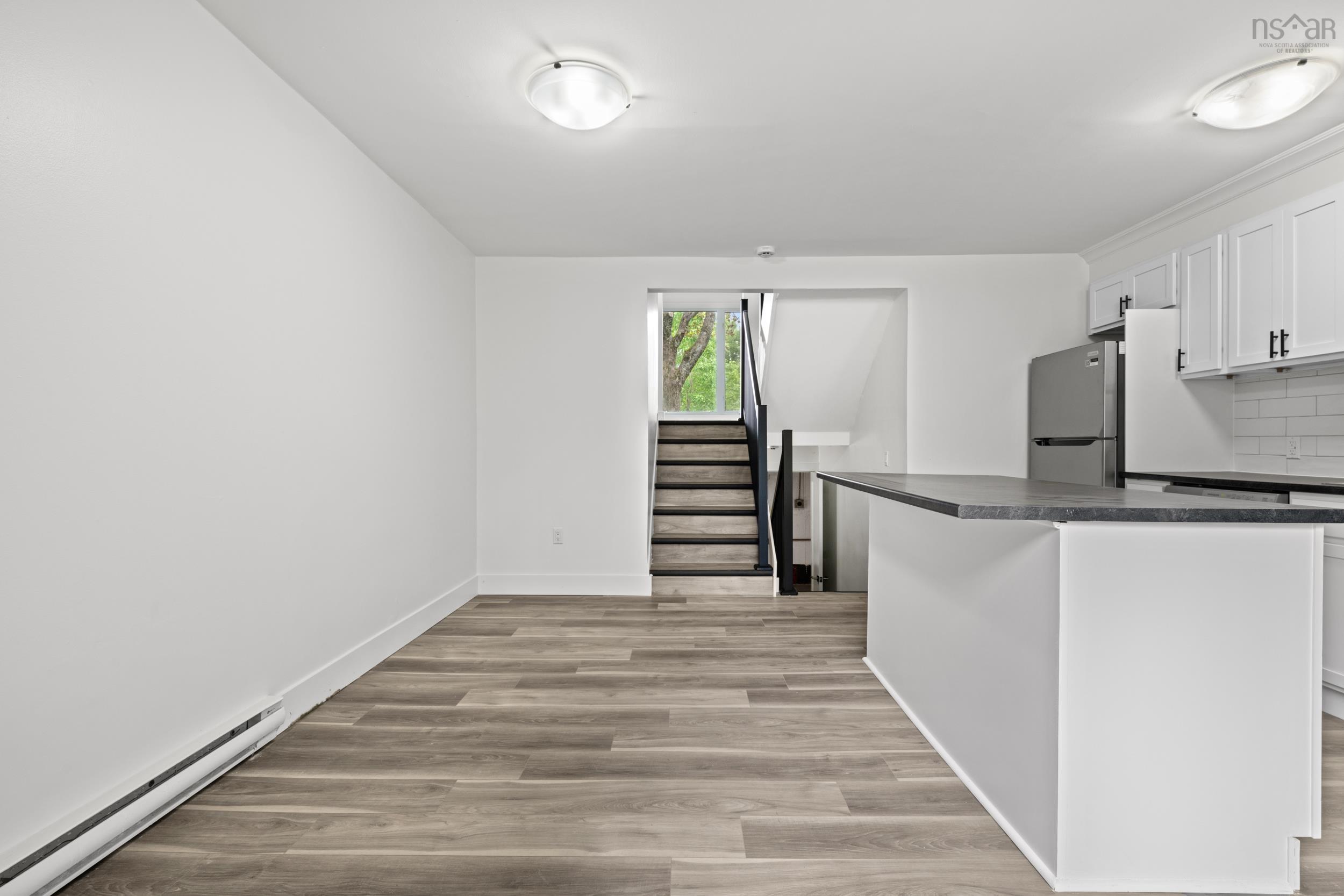 $699,900.00: 23-23A Ruben Court, Dartmouth