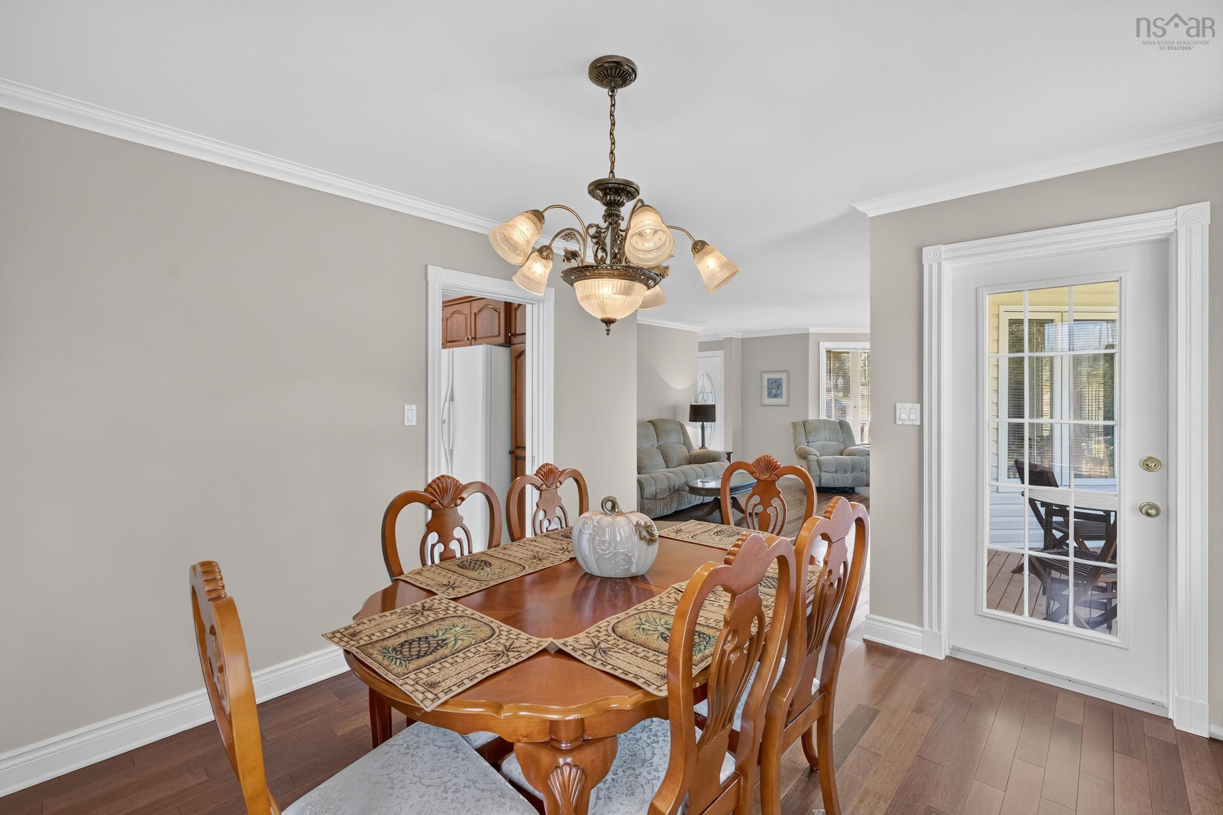 $699,000.00: 12 Homecrest Terrace, Pleasant Valley