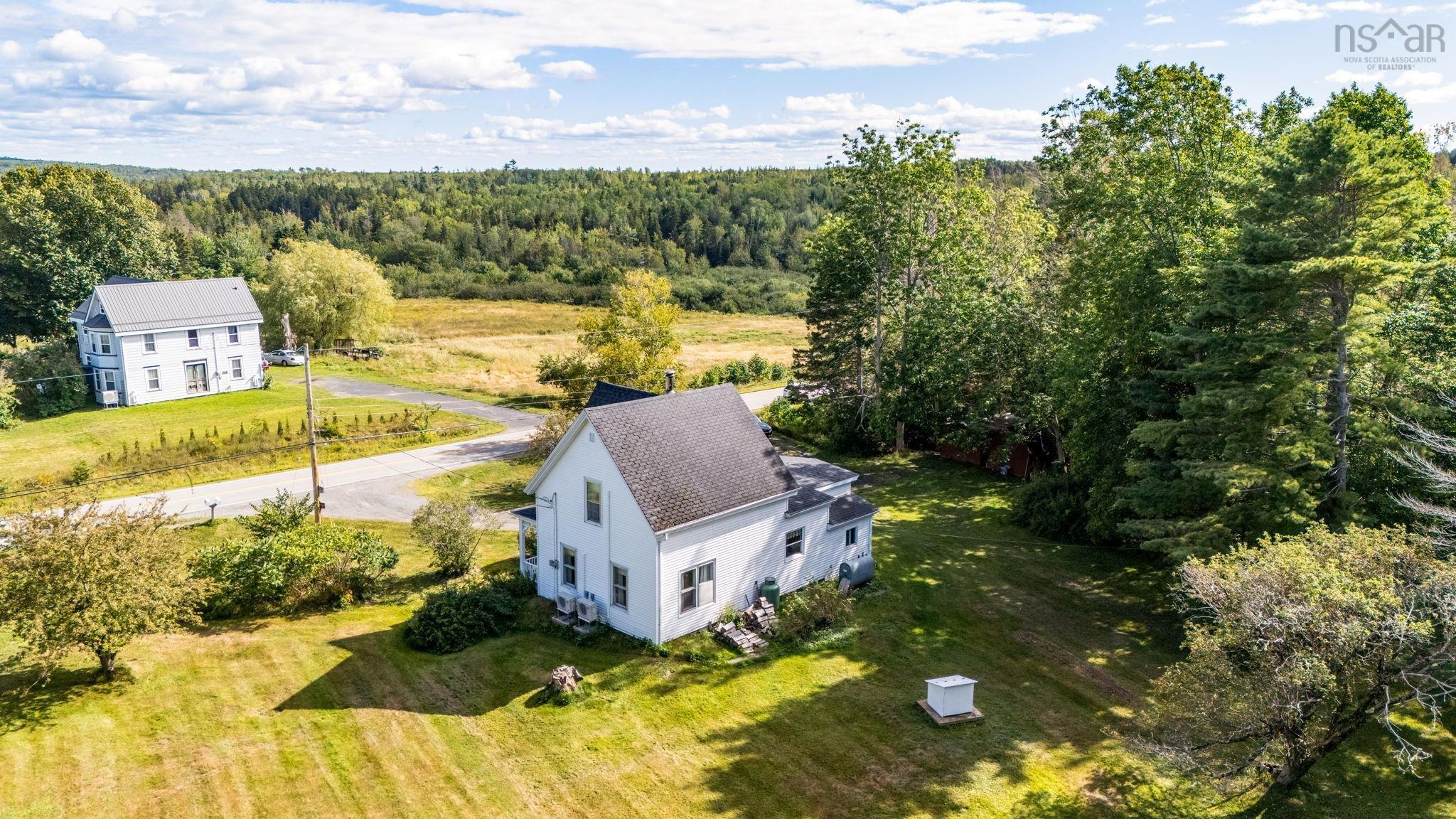 $239,900.00: 7613 Highway 215, Cambridge