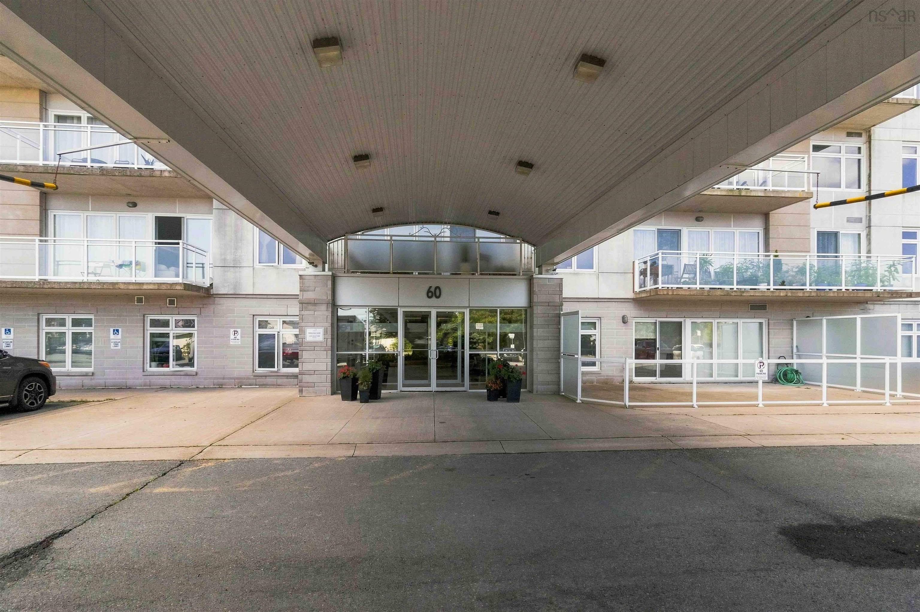$319,900.00: 813 60 Walter Havill Drive, Halifax