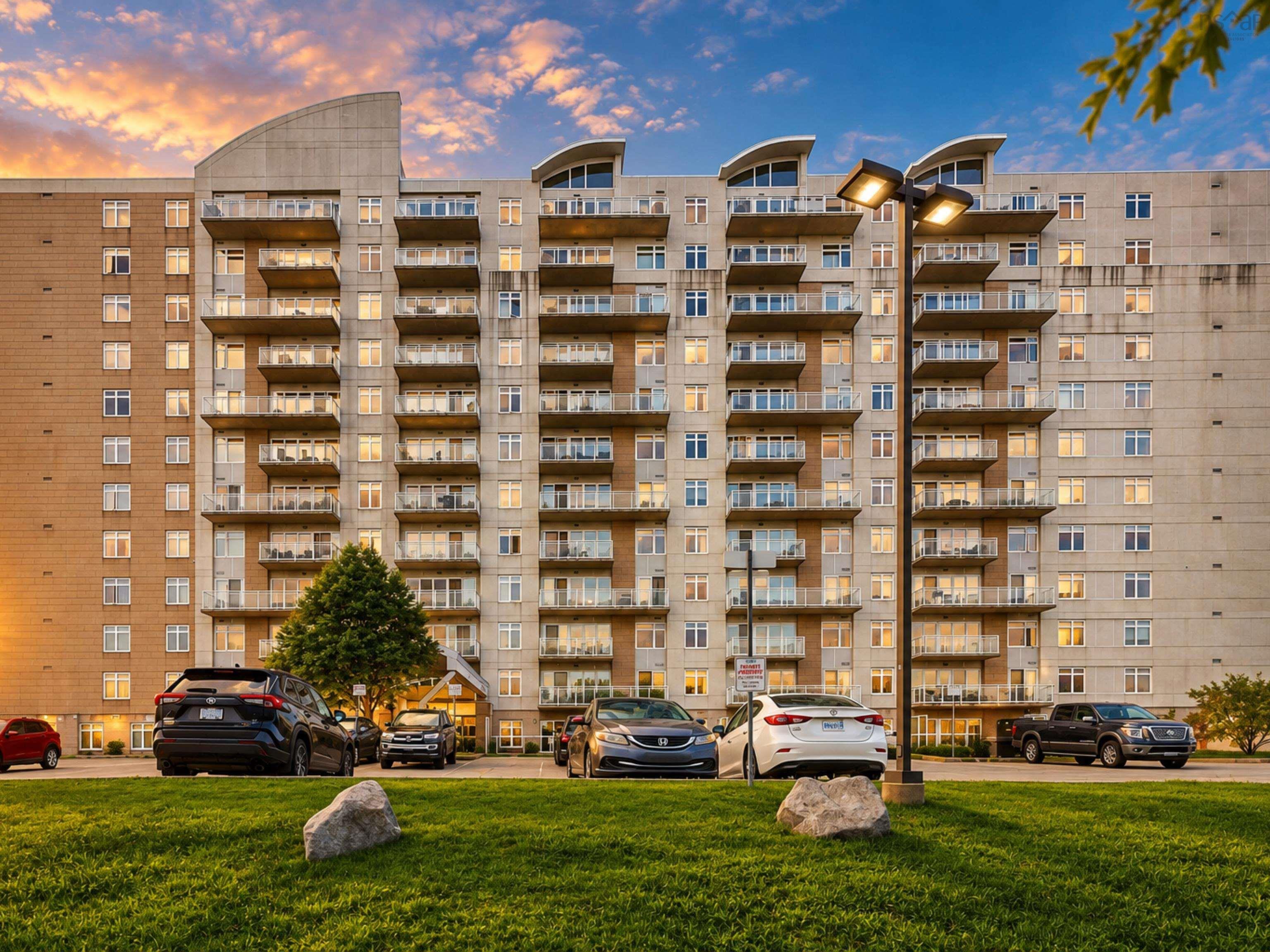 $319,900.00: 813 60 Walter Havill Drive, Halifax