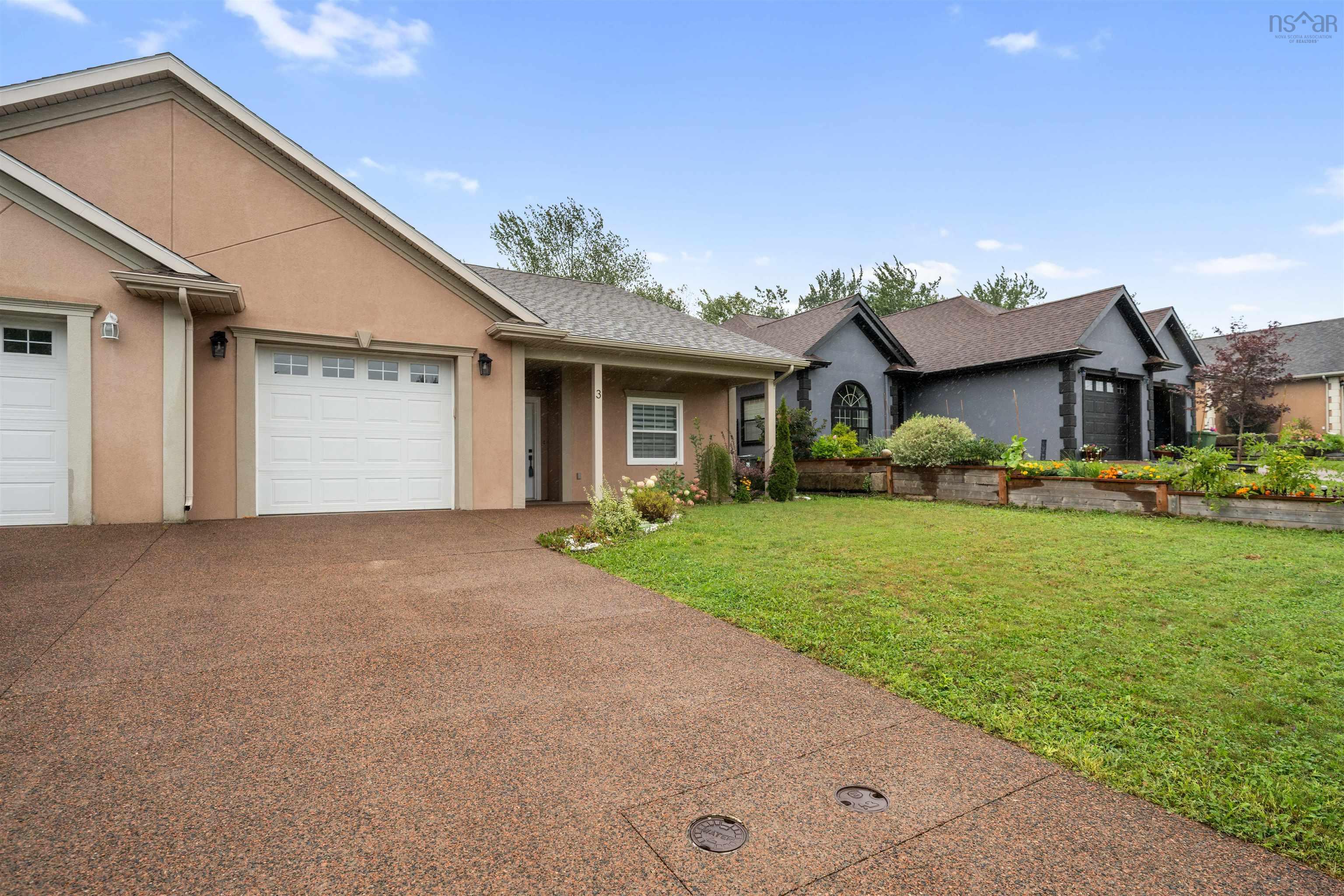 $465,000.00: 3 Bona Crescent, Enfield