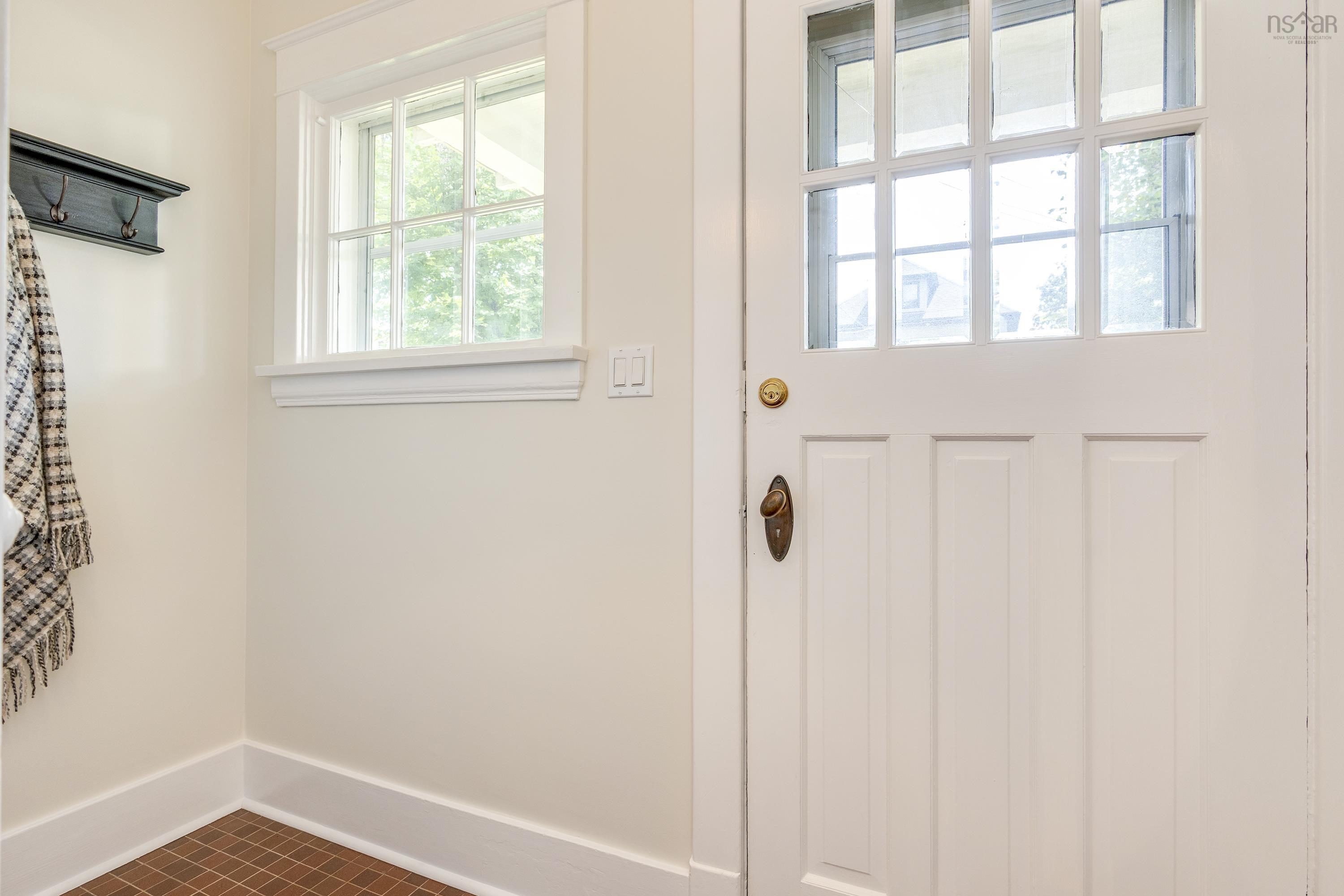 $949,900.00: 6061 Cherry Street, Halifax