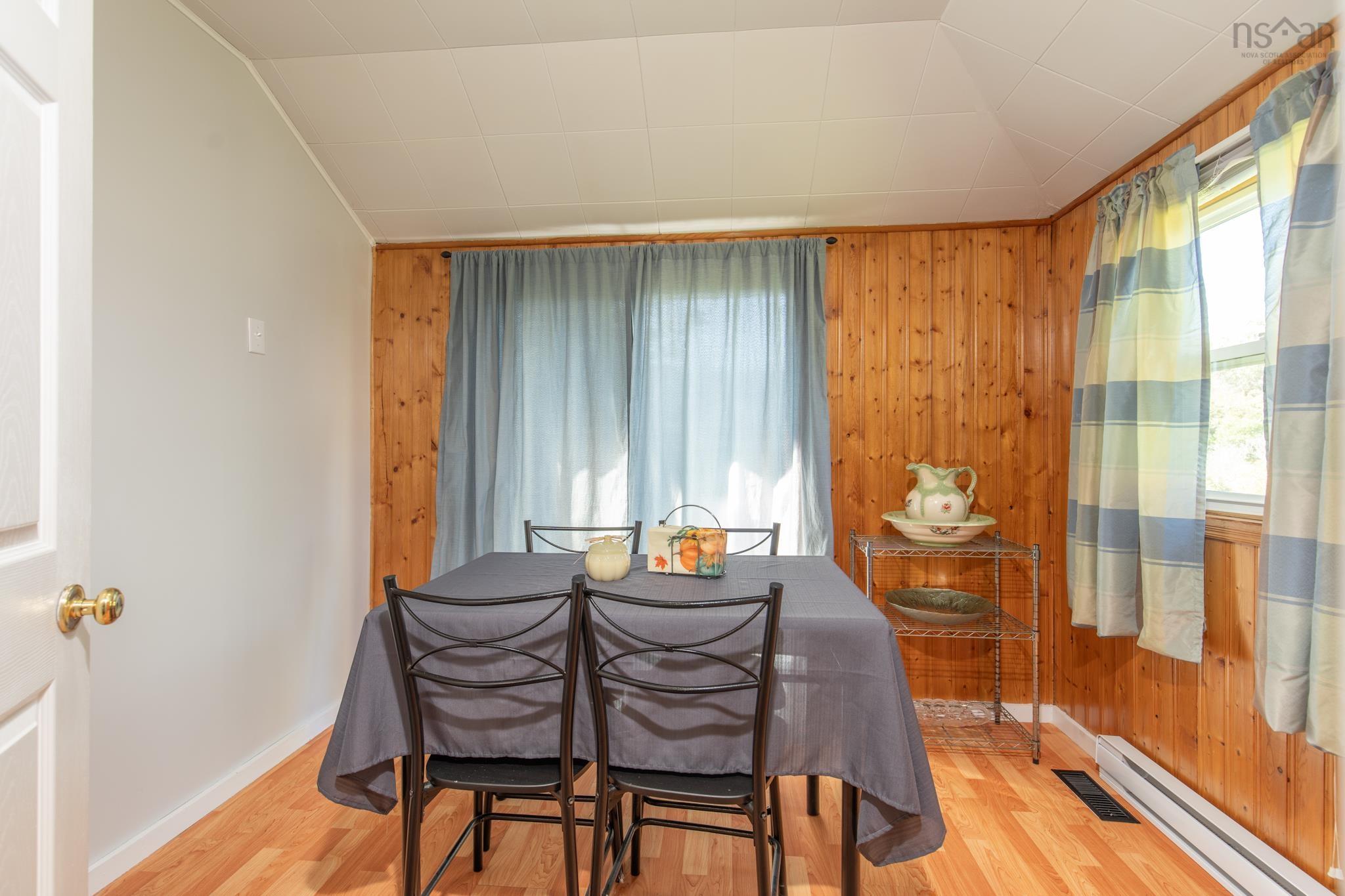 $189,900.00: 37 Pleasant Street, Yarmouth
