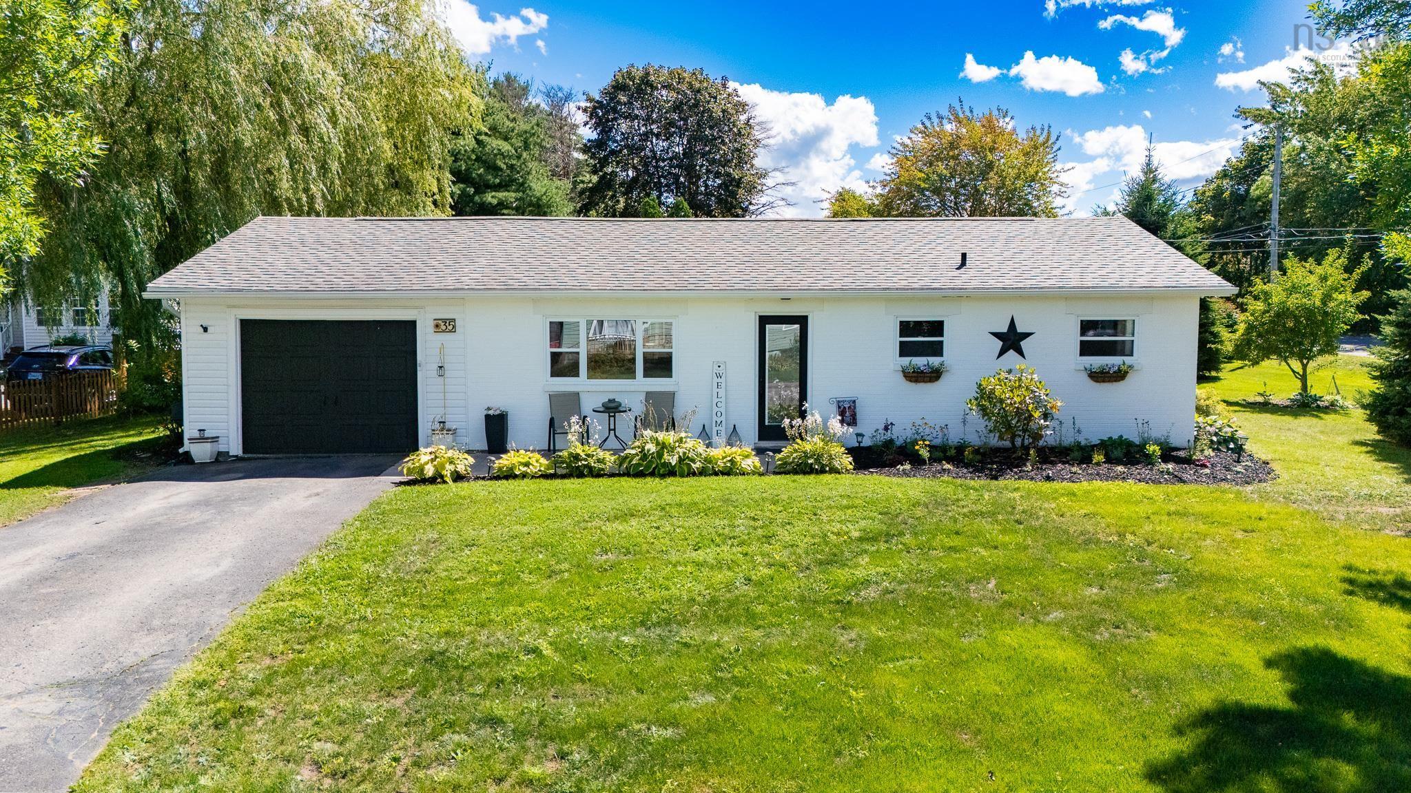 35 Pleasant Street, Wolfville, NS (MLS® 202622588)