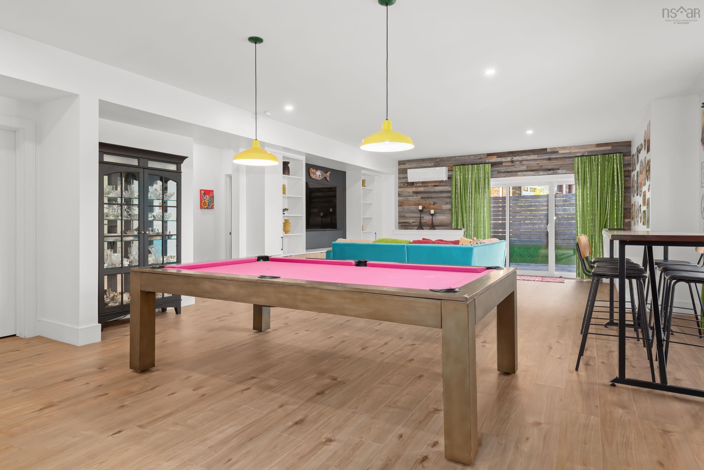 $1,349,900.00: 5 Lauderdale Court, Halifax