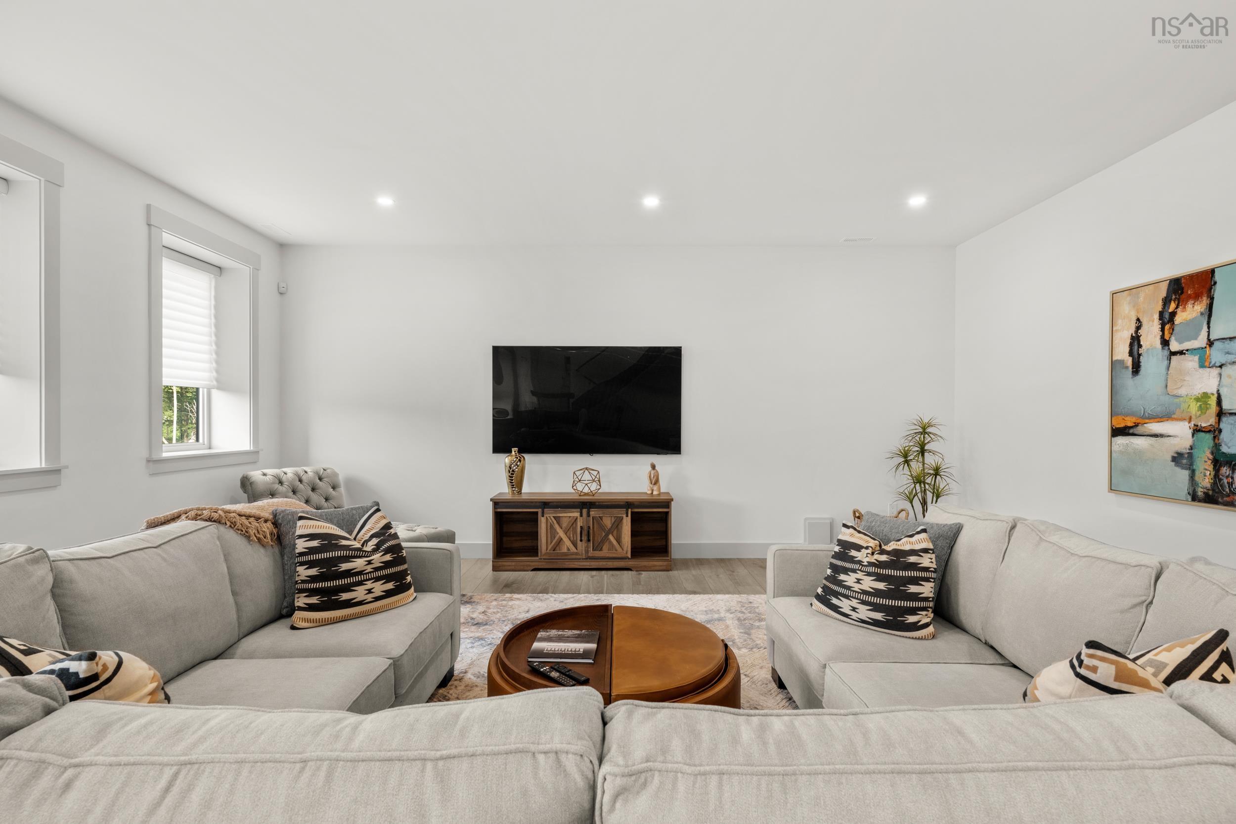 $1,199,000.00: 1129 Voyageur Way, Hammonds Plains