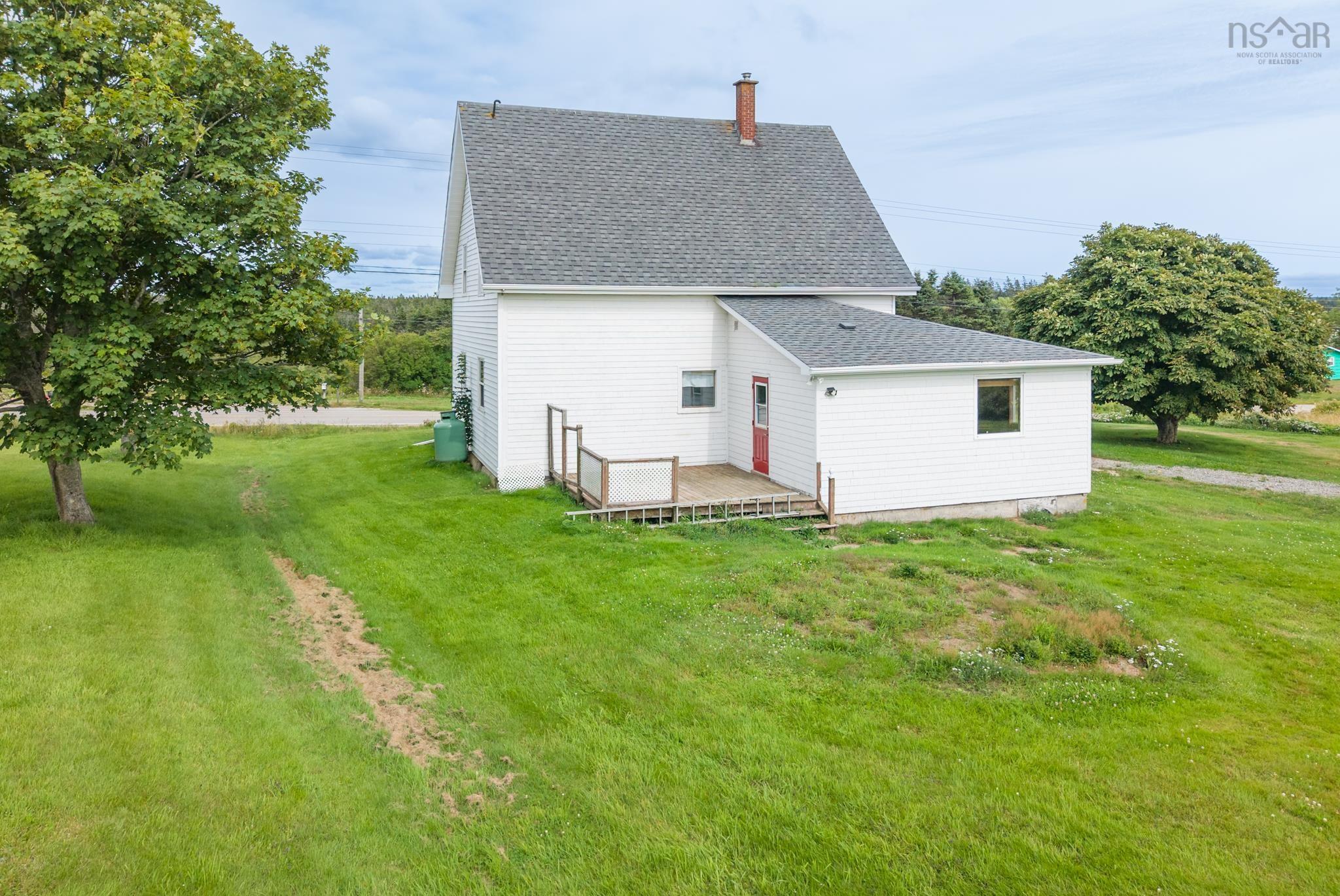 $219,900.00: 5347 Highway 1, Salmon River