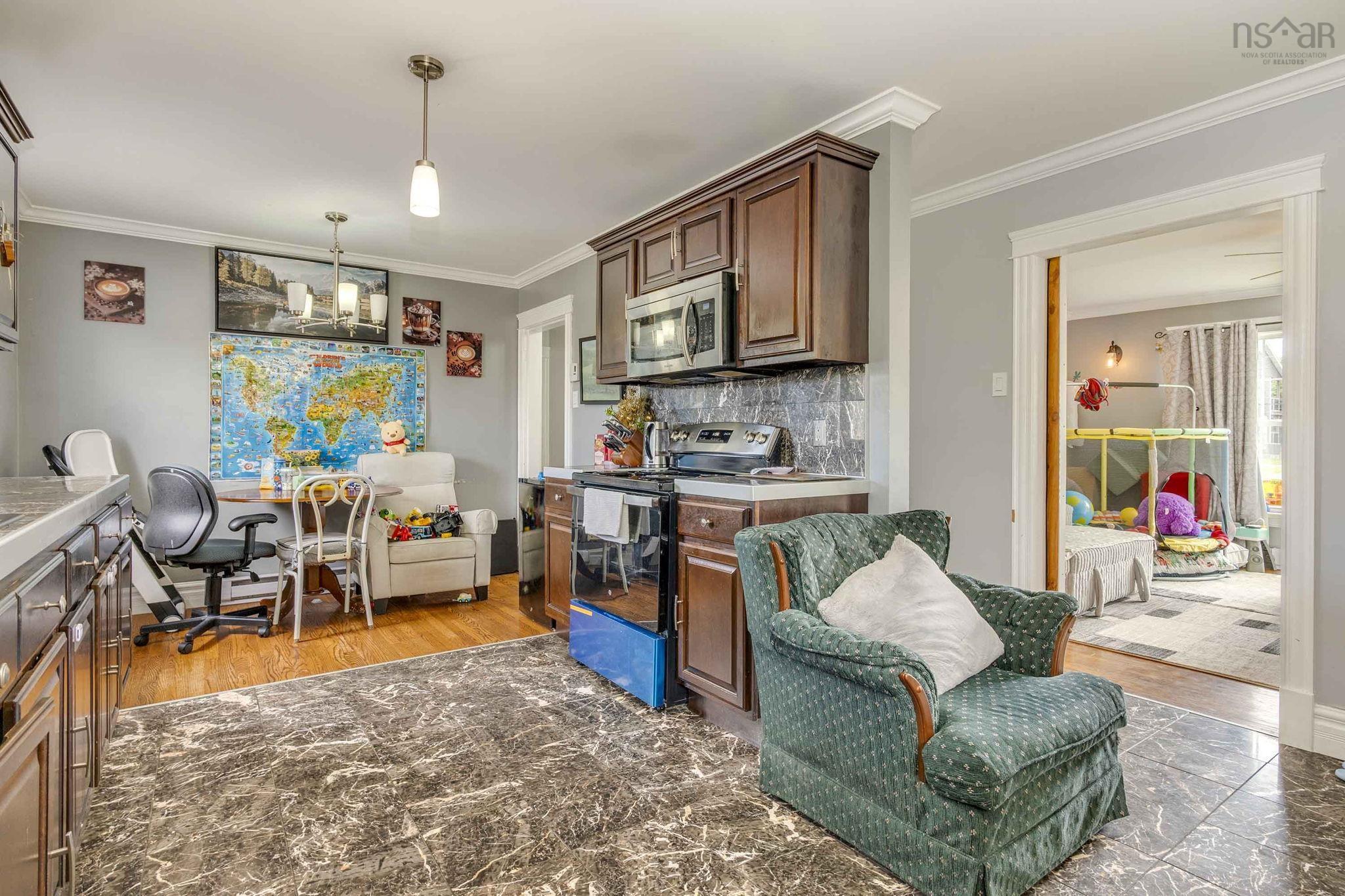 $599,900.00: 201 Melrose Avenue, Halifax