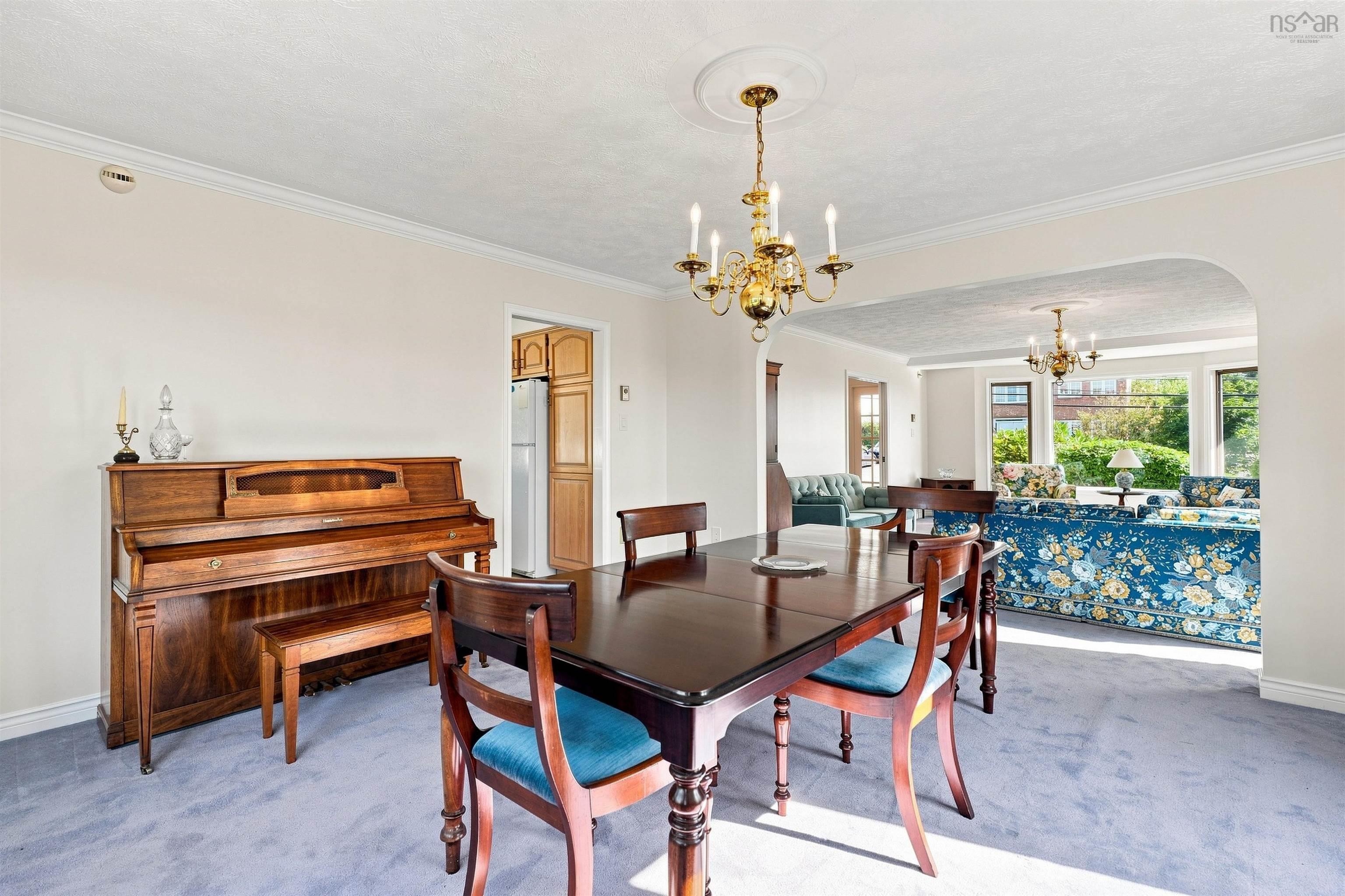 $1,200,000.00: 96 Brook Street, Fairmount