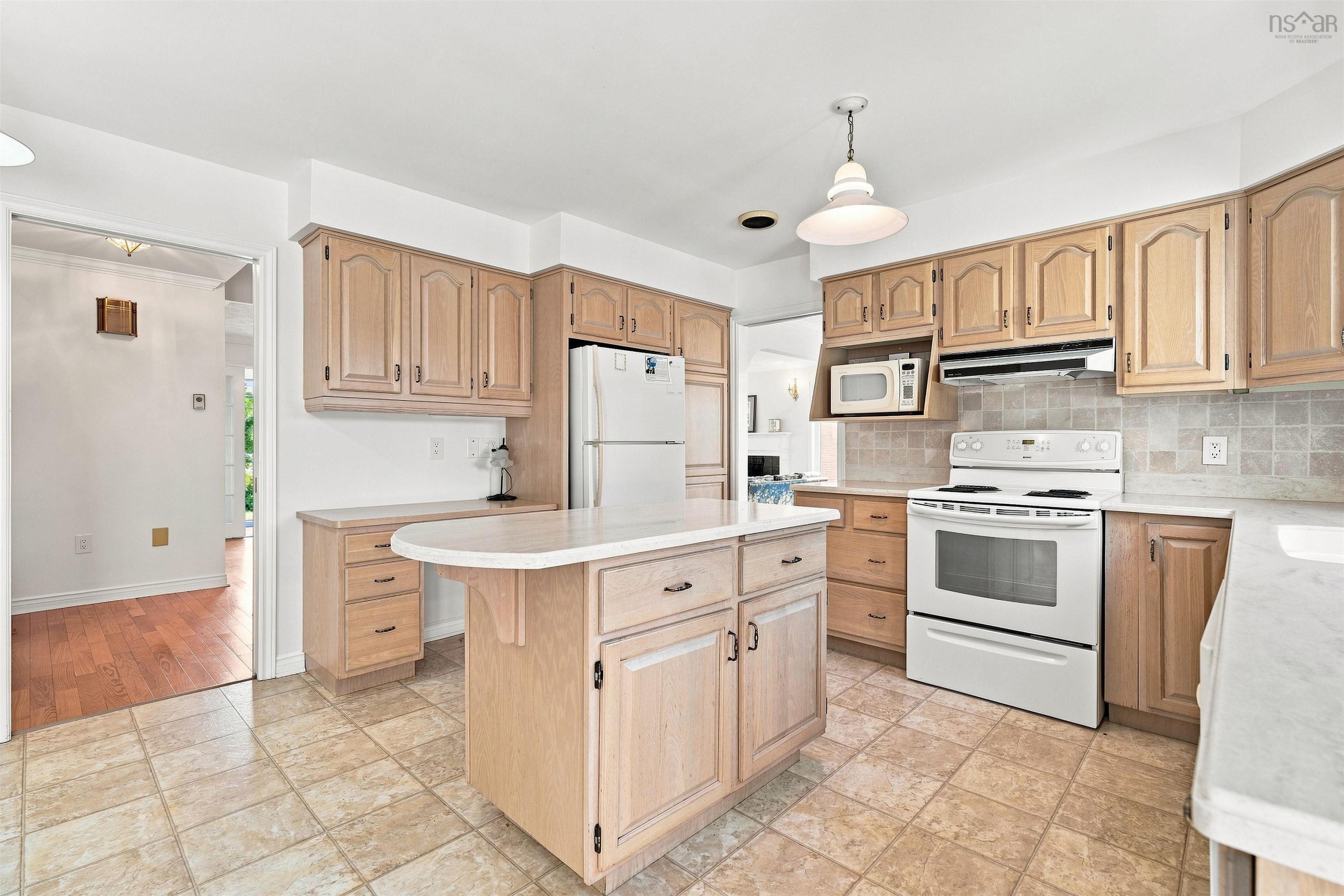 $1,200,000.00: 96 Brook Street, Fairmount