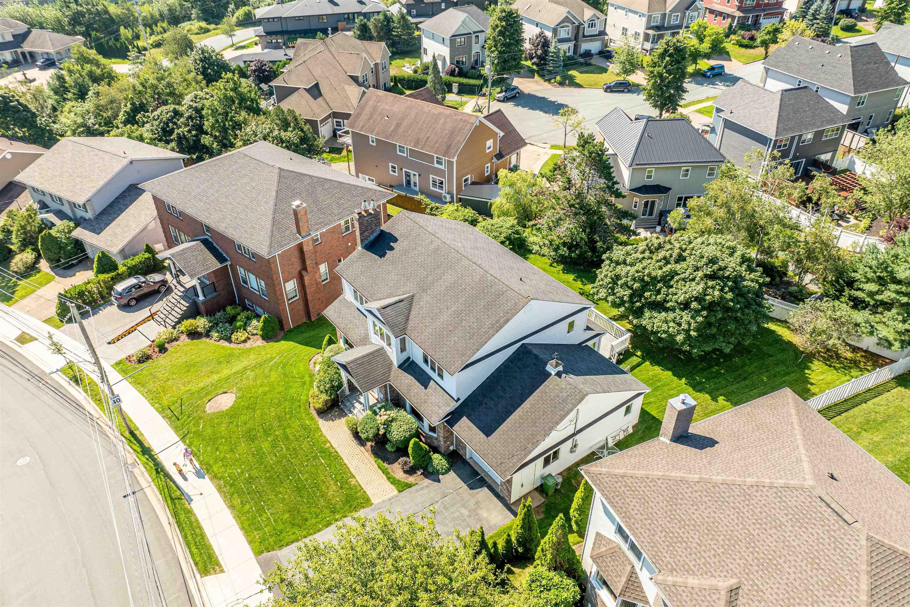 $1,200,000.00: 96 Brook Street, Fairmount