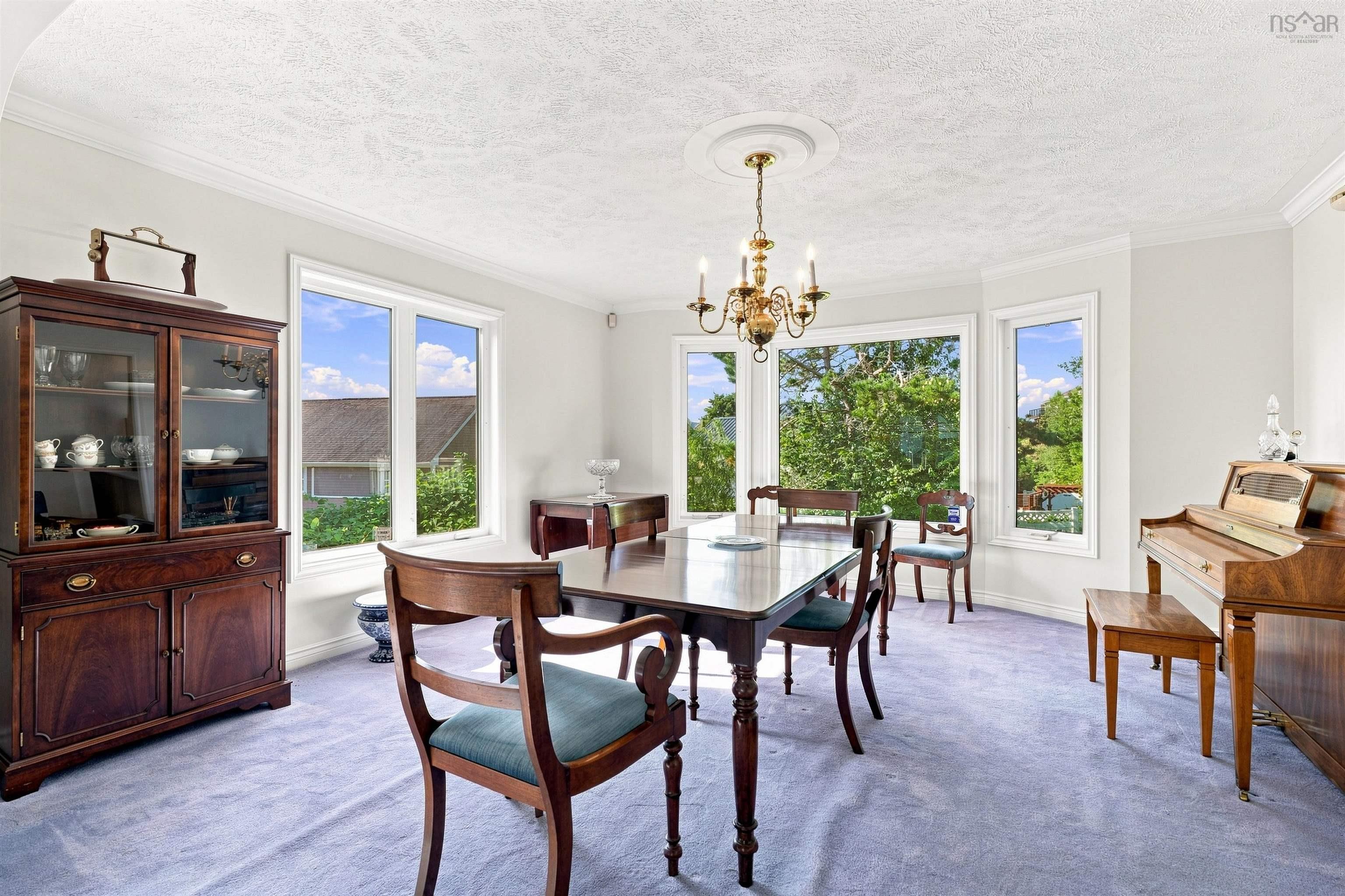 $1,200,000.00: 96 Brook Street, Fairmount
