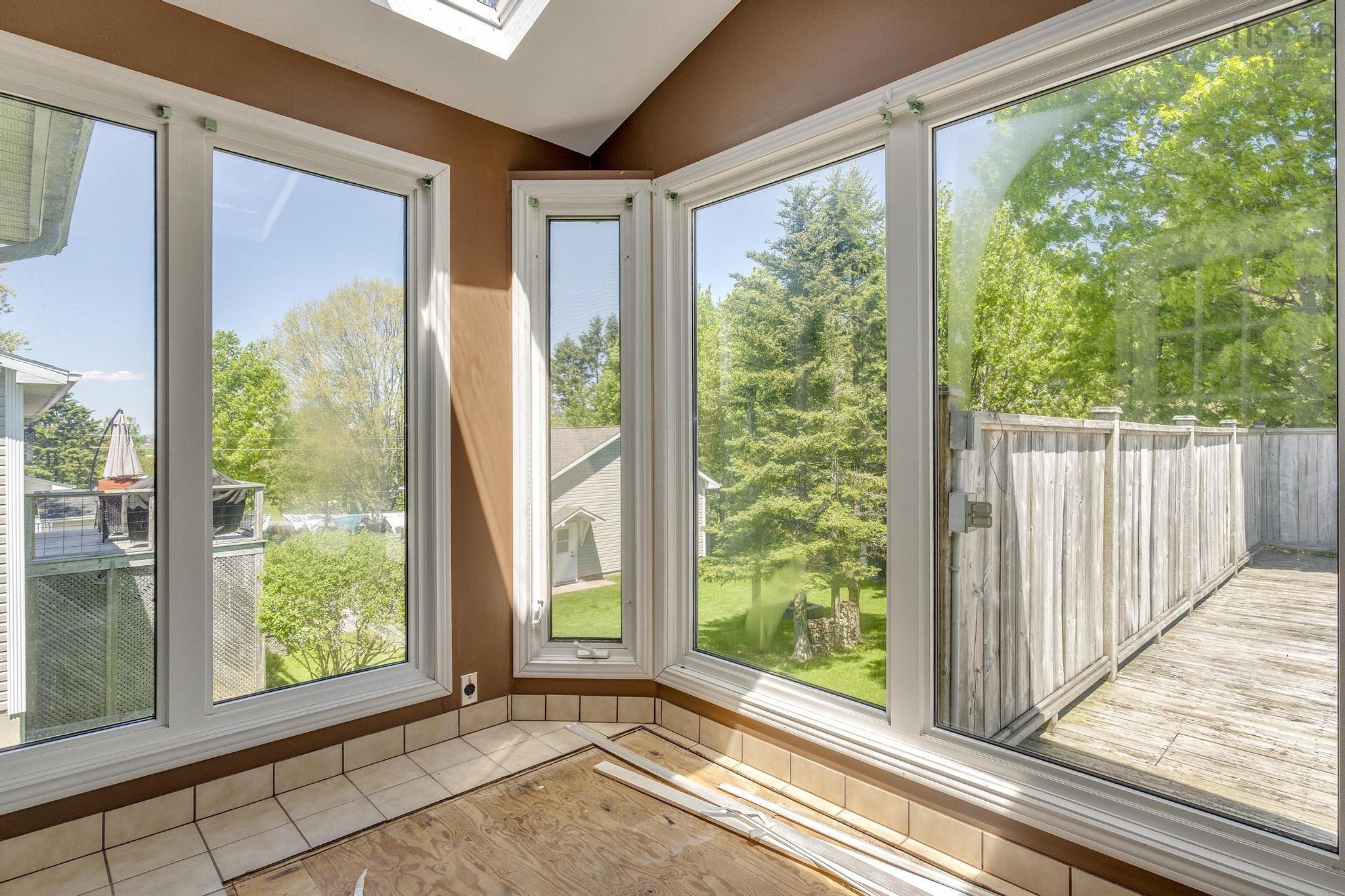$385,000.00: 35 Lockhart Avenue, Lower Truro