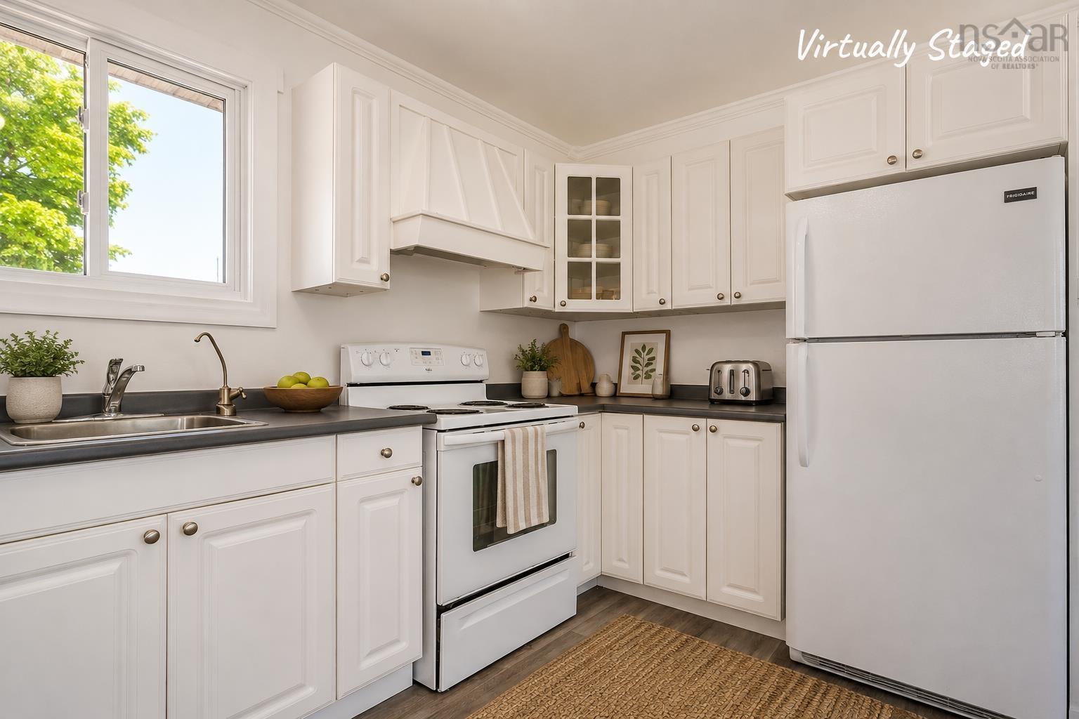 $385,000.00: 35 Lockhart Avenue, Lower Truro