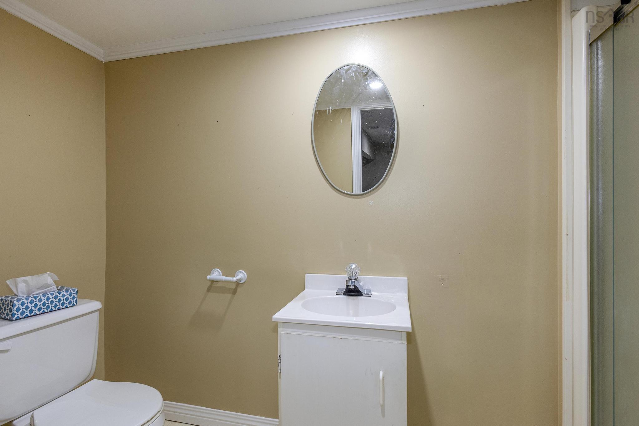 $385,000.00: 35 Lockhart Avenue, Lower Truro