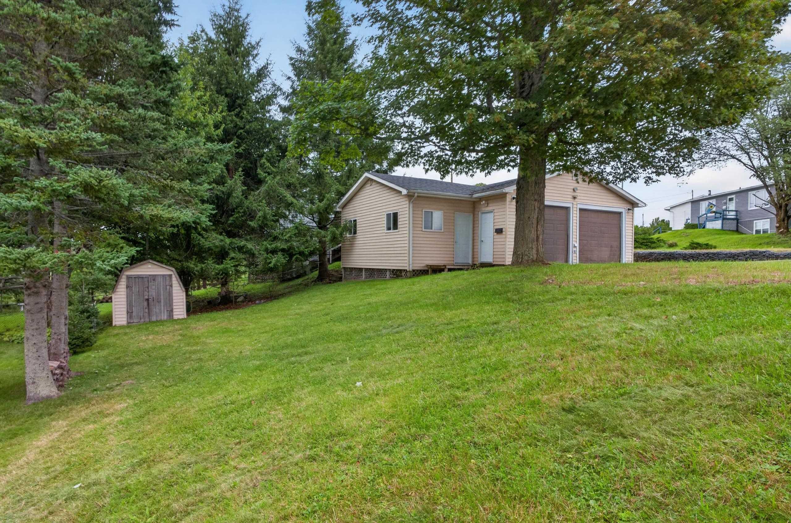 $385,000.00: 35 Lockhart Avenue, Lower Truro