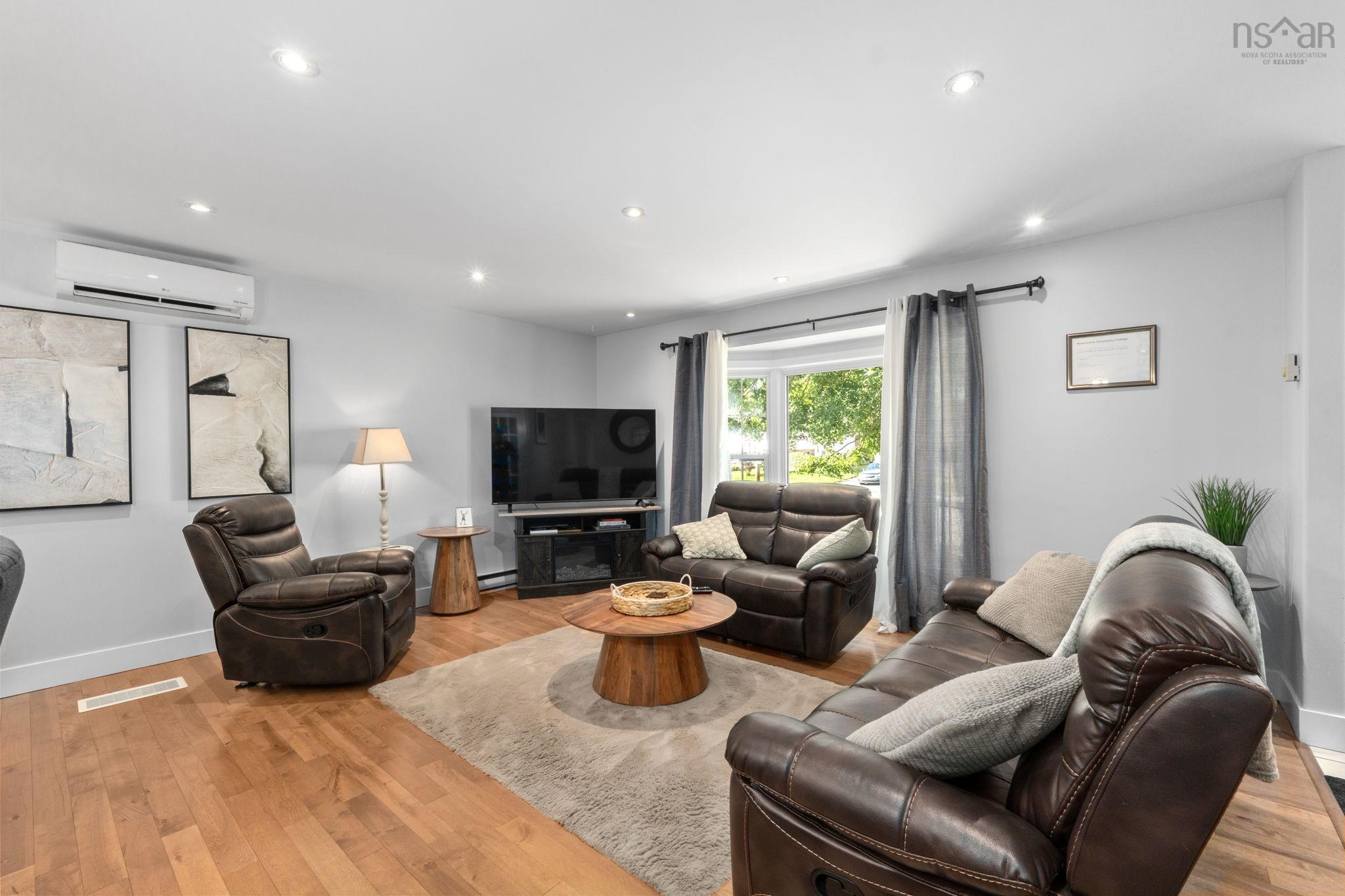 $539,900.00: 30 Forestglen Drive, Timberlea