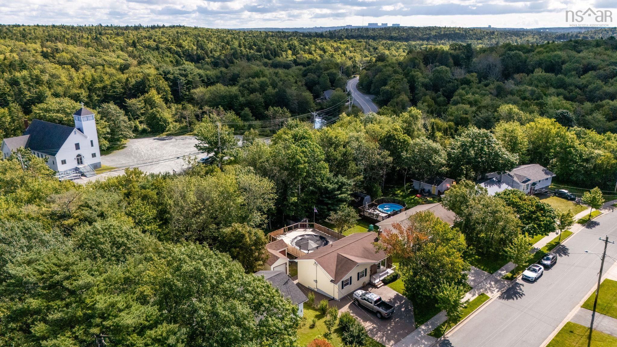 $539,900.00: 30 Forestglen Drive, Timberlea