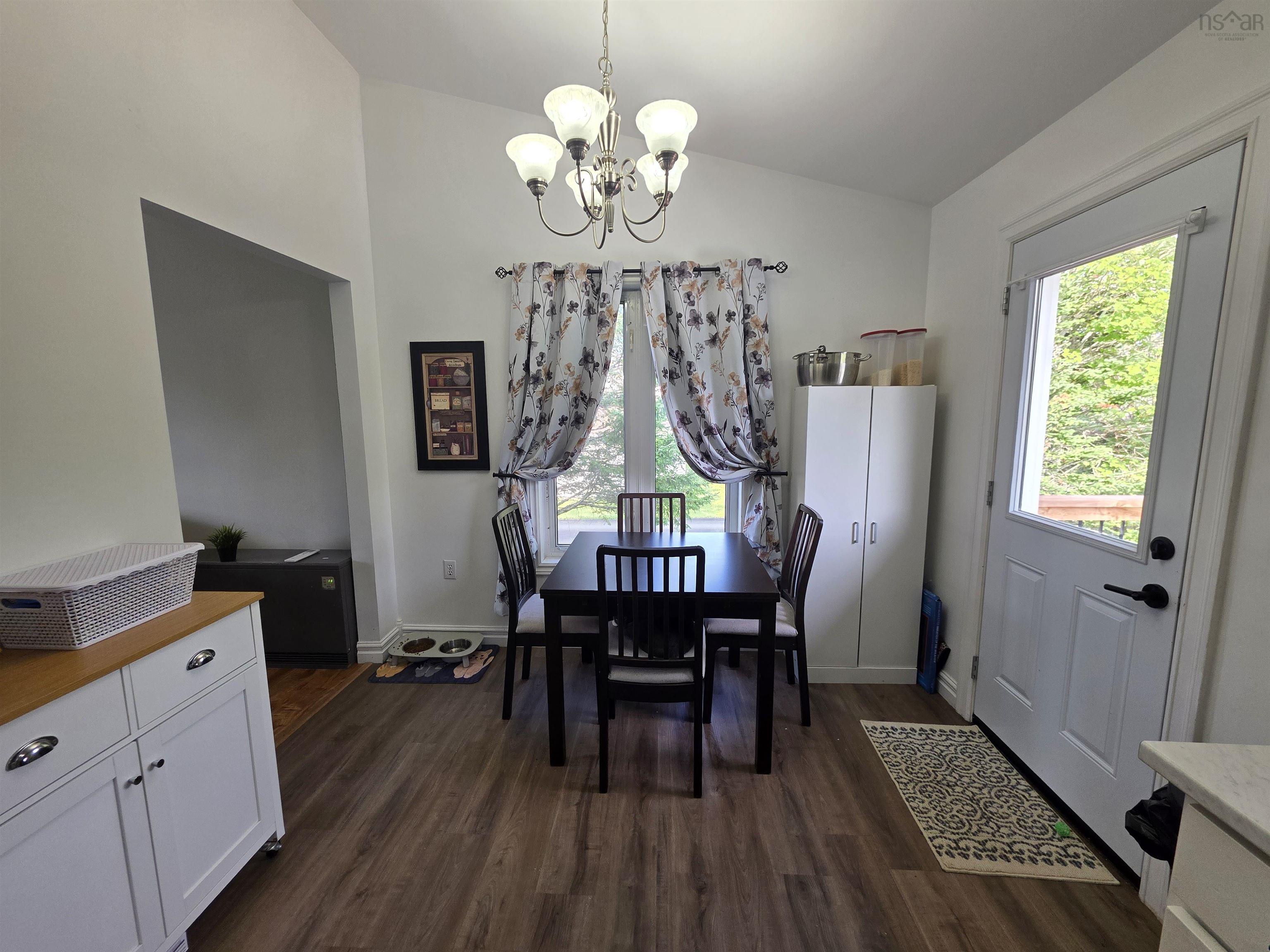 $467,900.00: 31 CARRIAGE Lane, Enfield