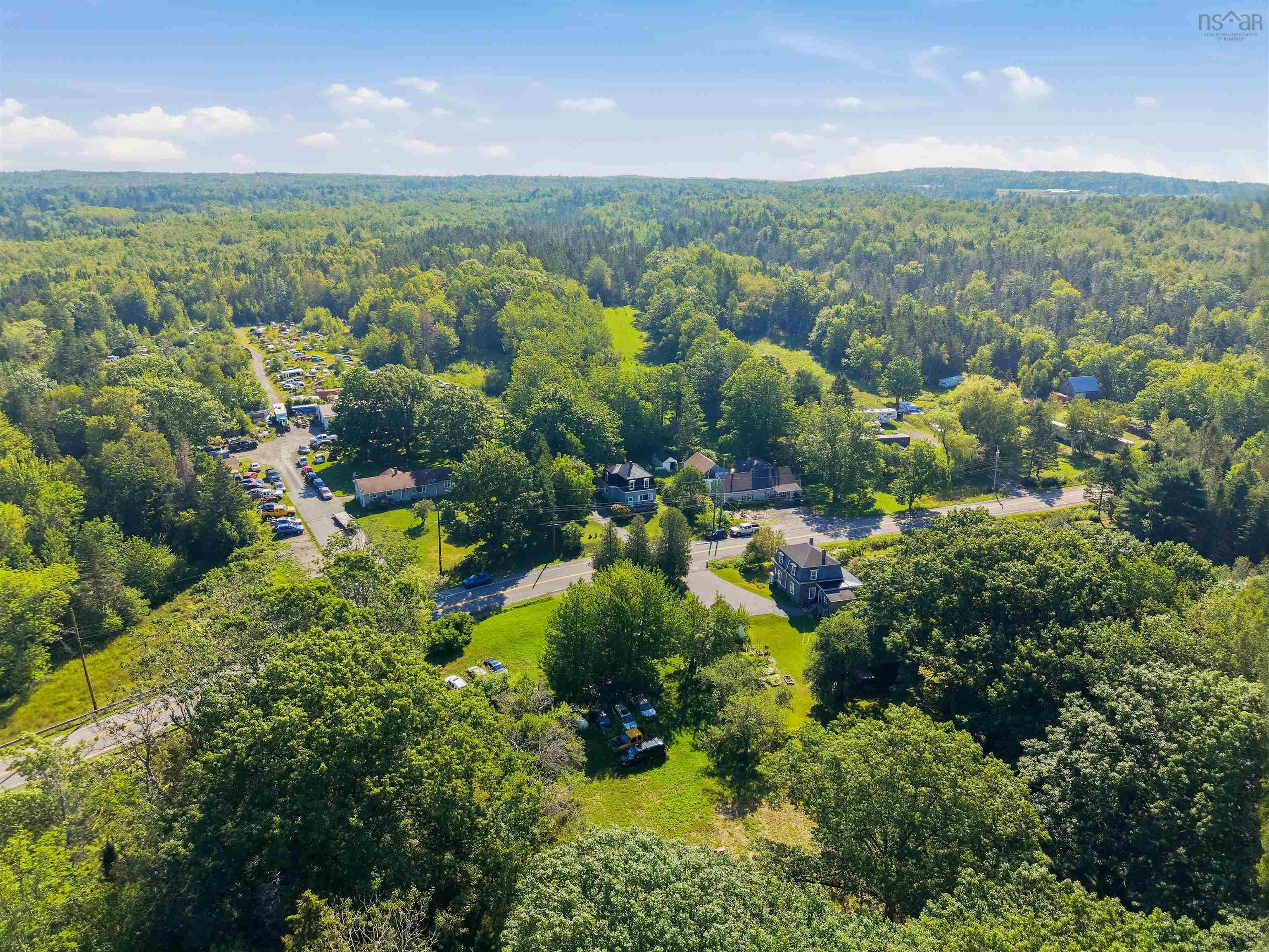 $284,900.00: 5480 Highway 215, Kempt Shore