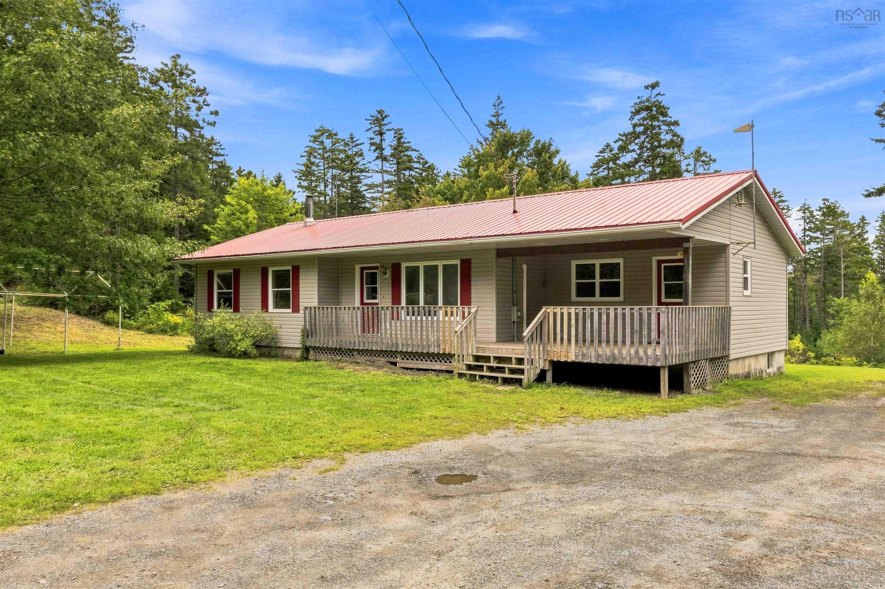 $375,000.00: 303 Crousetown Road, Conquerall Mills