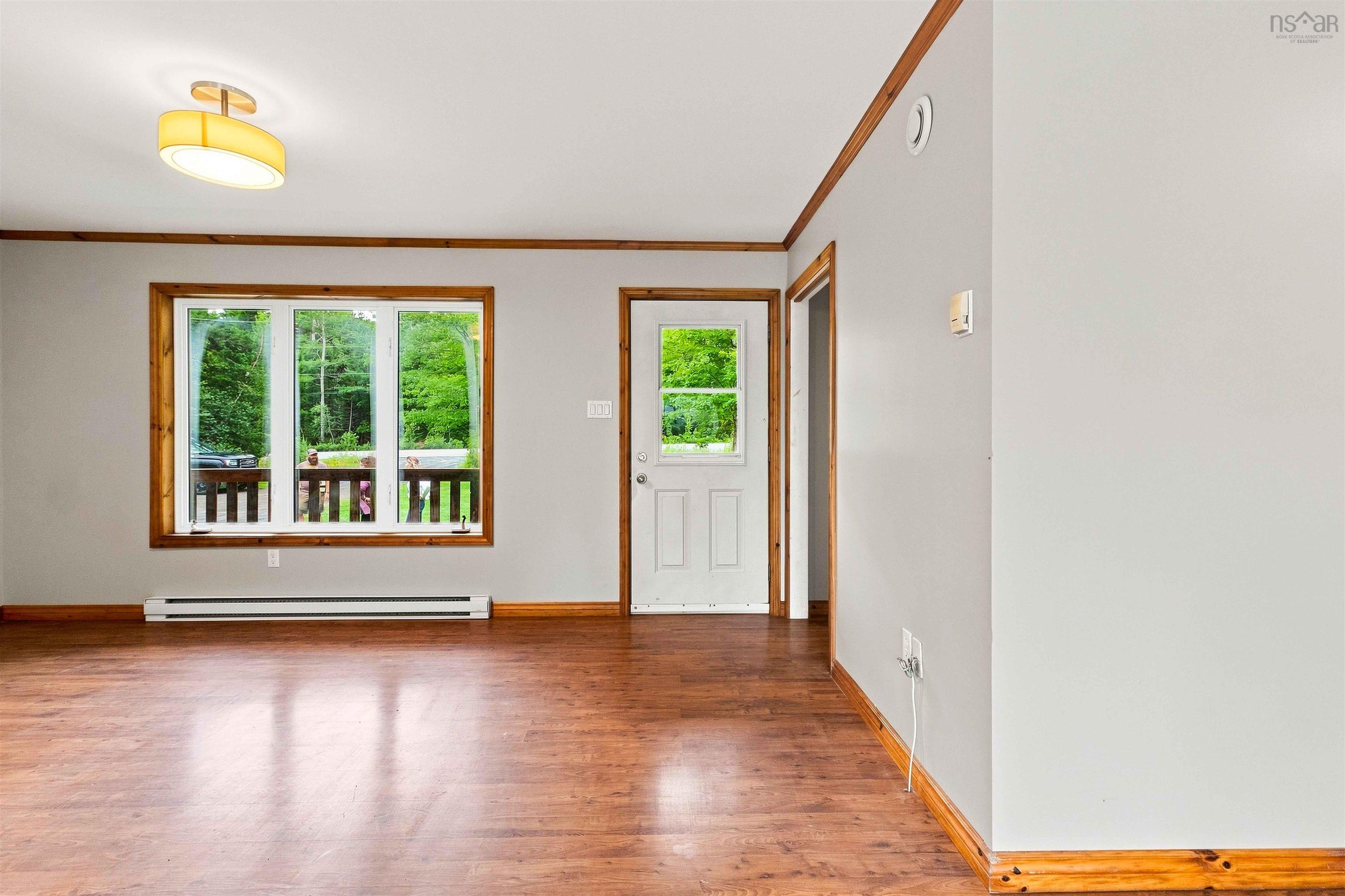 $375,000.00: 303 Crousetown Road, Conquerall Mills