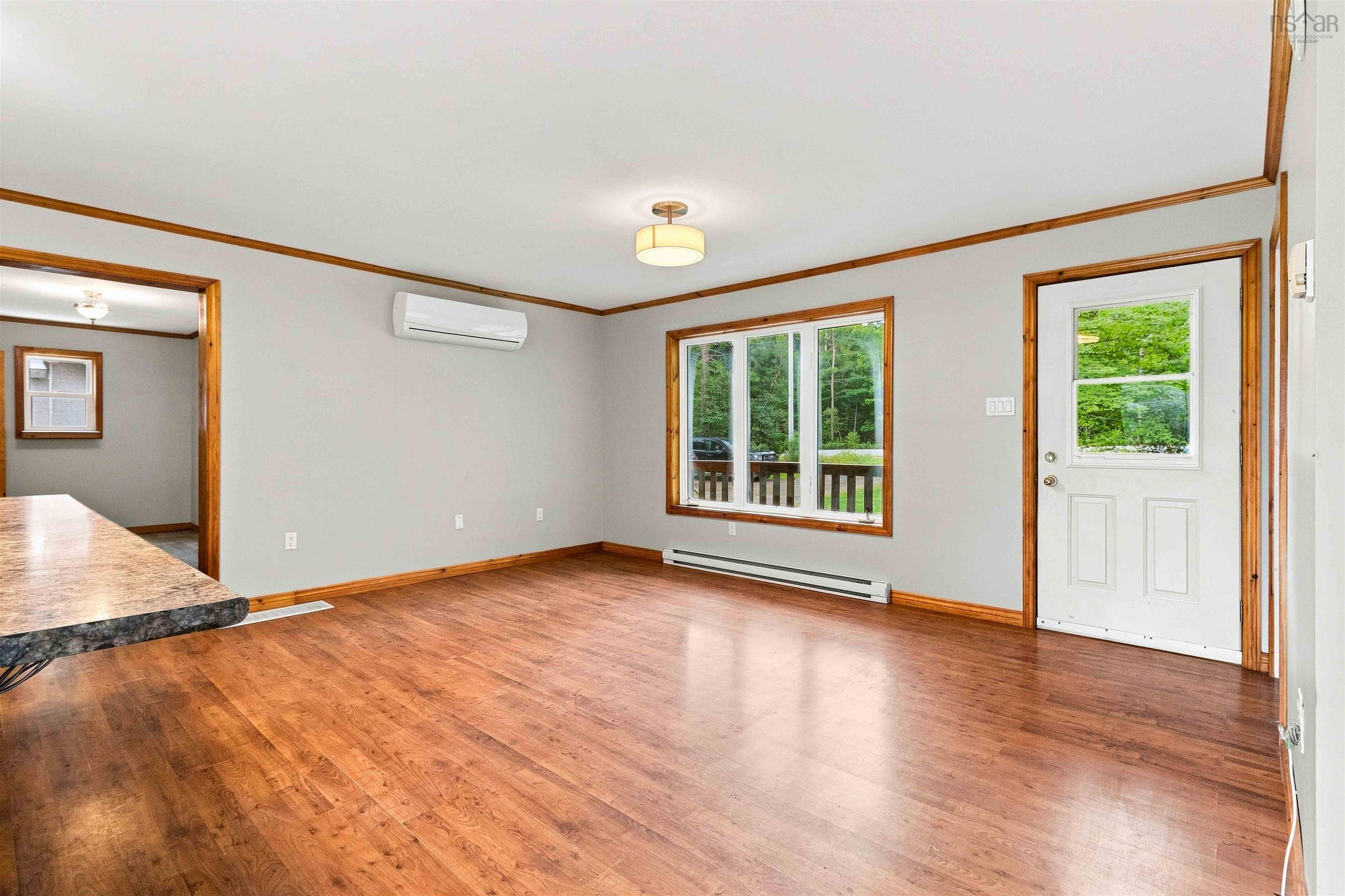 $375,000.00: 303 Crousetown Road, Conquerall Mills