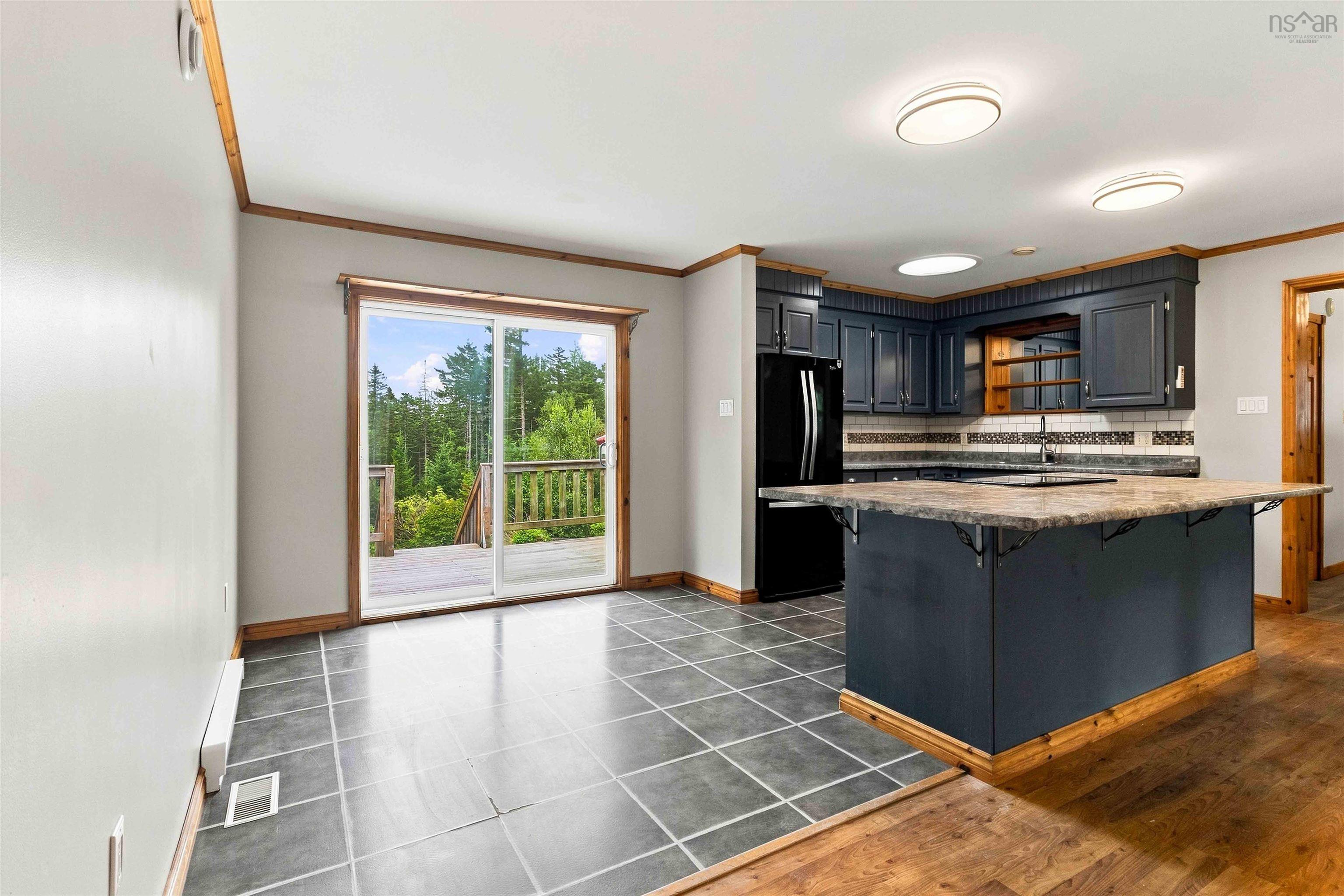 $375,000.00: 303 Crousetown Road, Conquerall Mills
