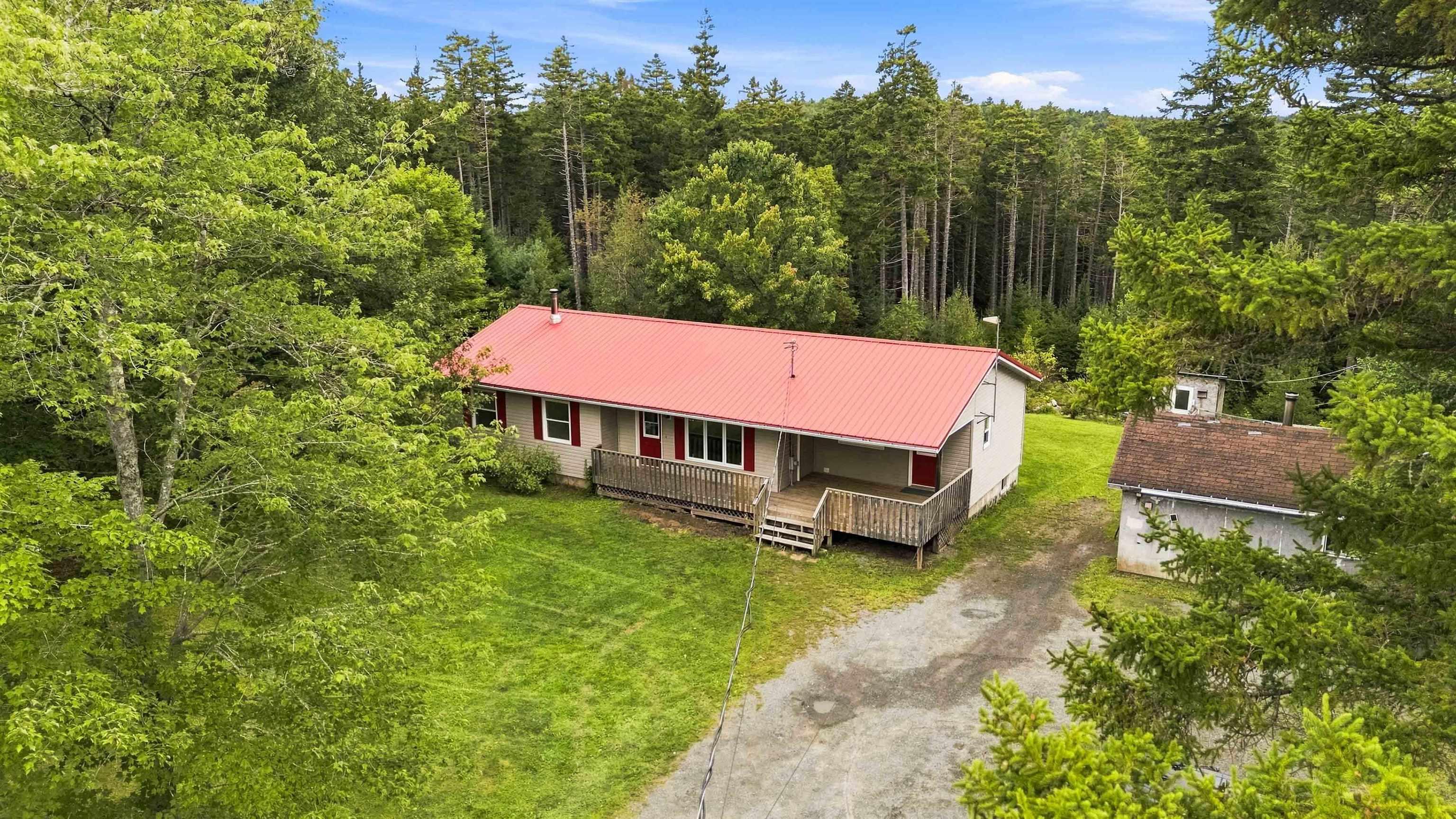 $375,000.00: 303 Crousetown Road, Conquerall Mills