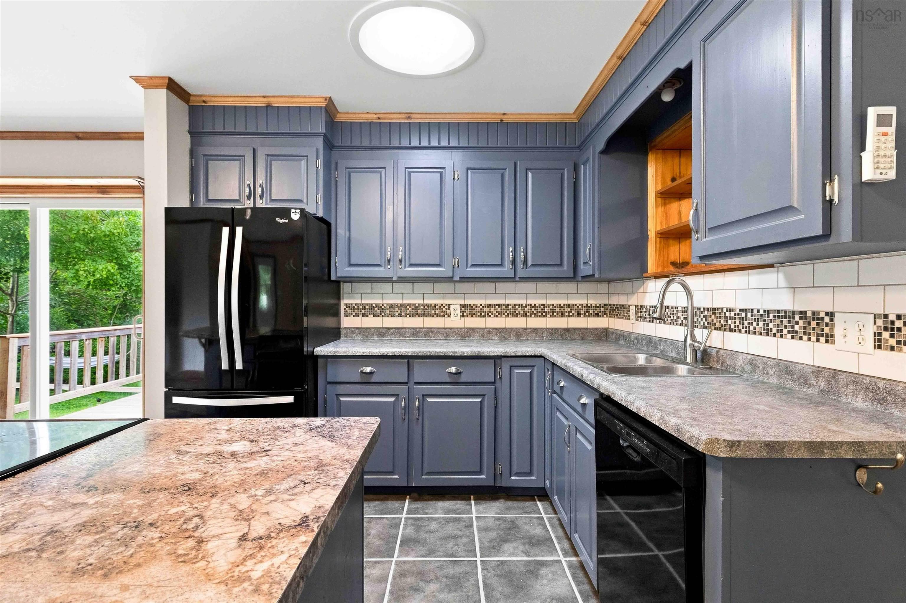 $375,000.00: 303 Crousetown Road, Conquerall Mills