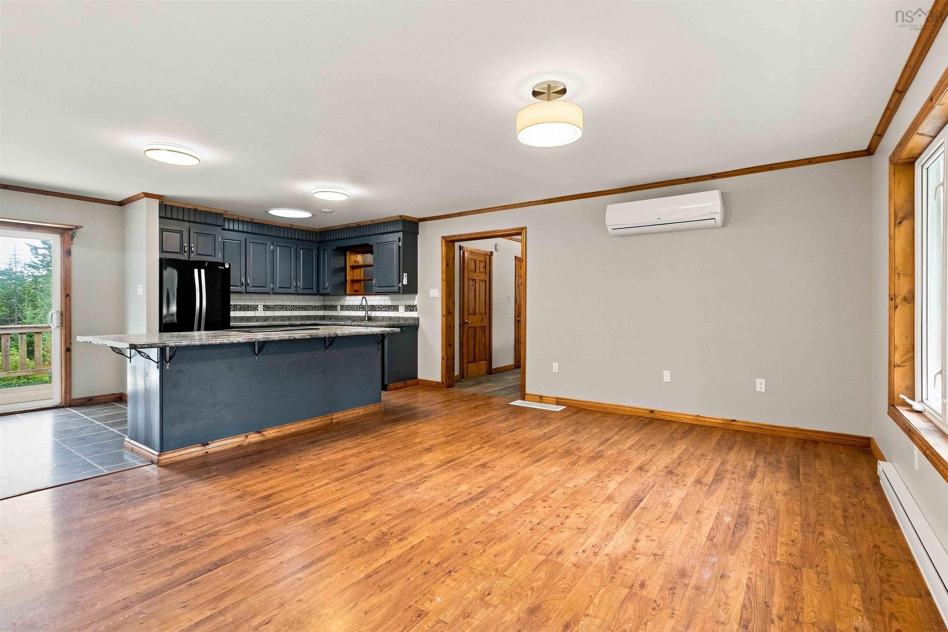 $375,000.00: 303 Crousetown Road, Conquerall Mills