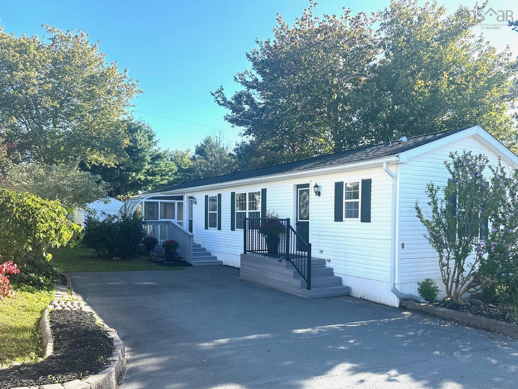 8 Tenth Street, Lucasville, NS (MLS 202622770)