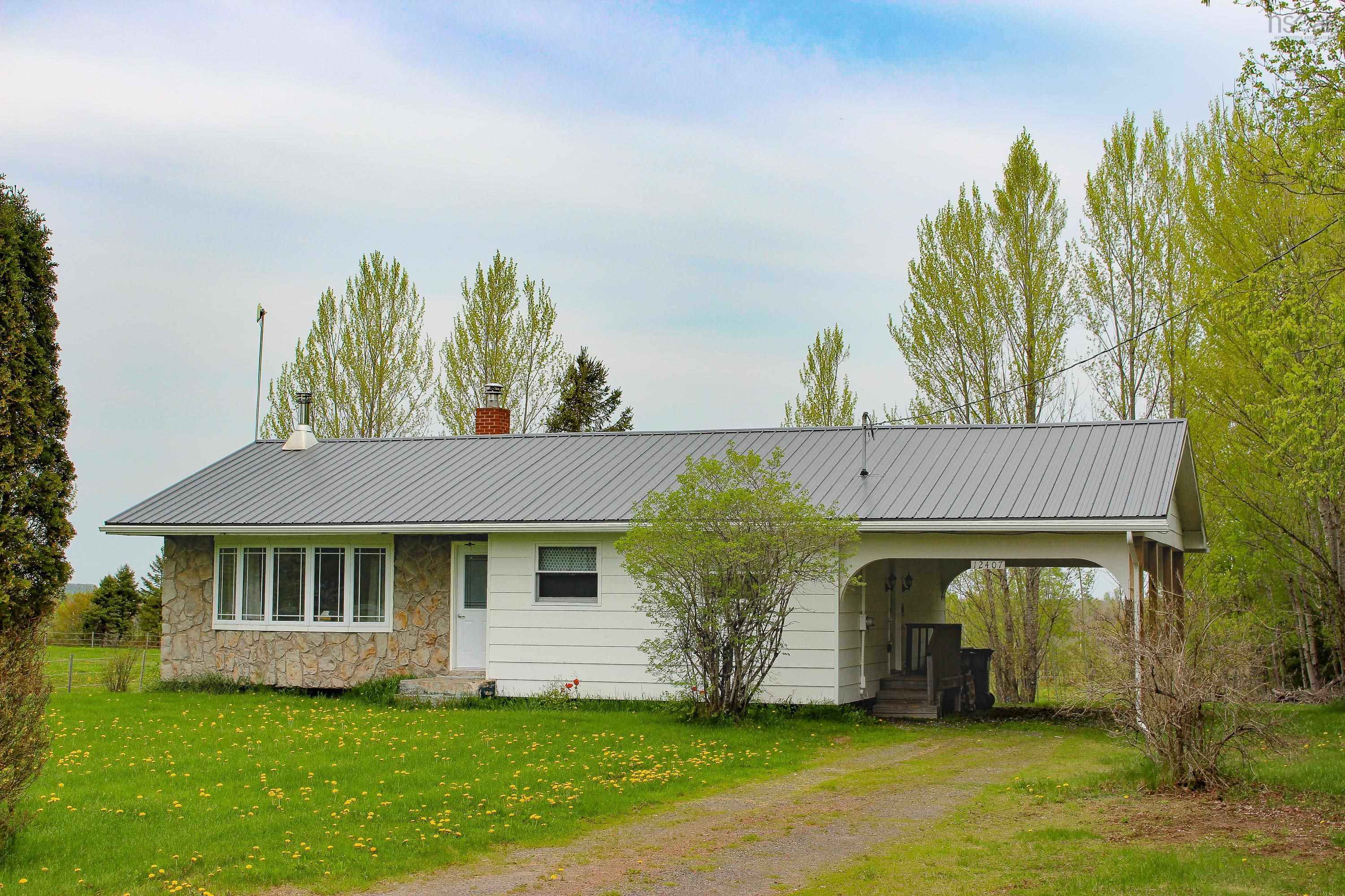 $349,900.00: 12407 Highway 4, Wentworth