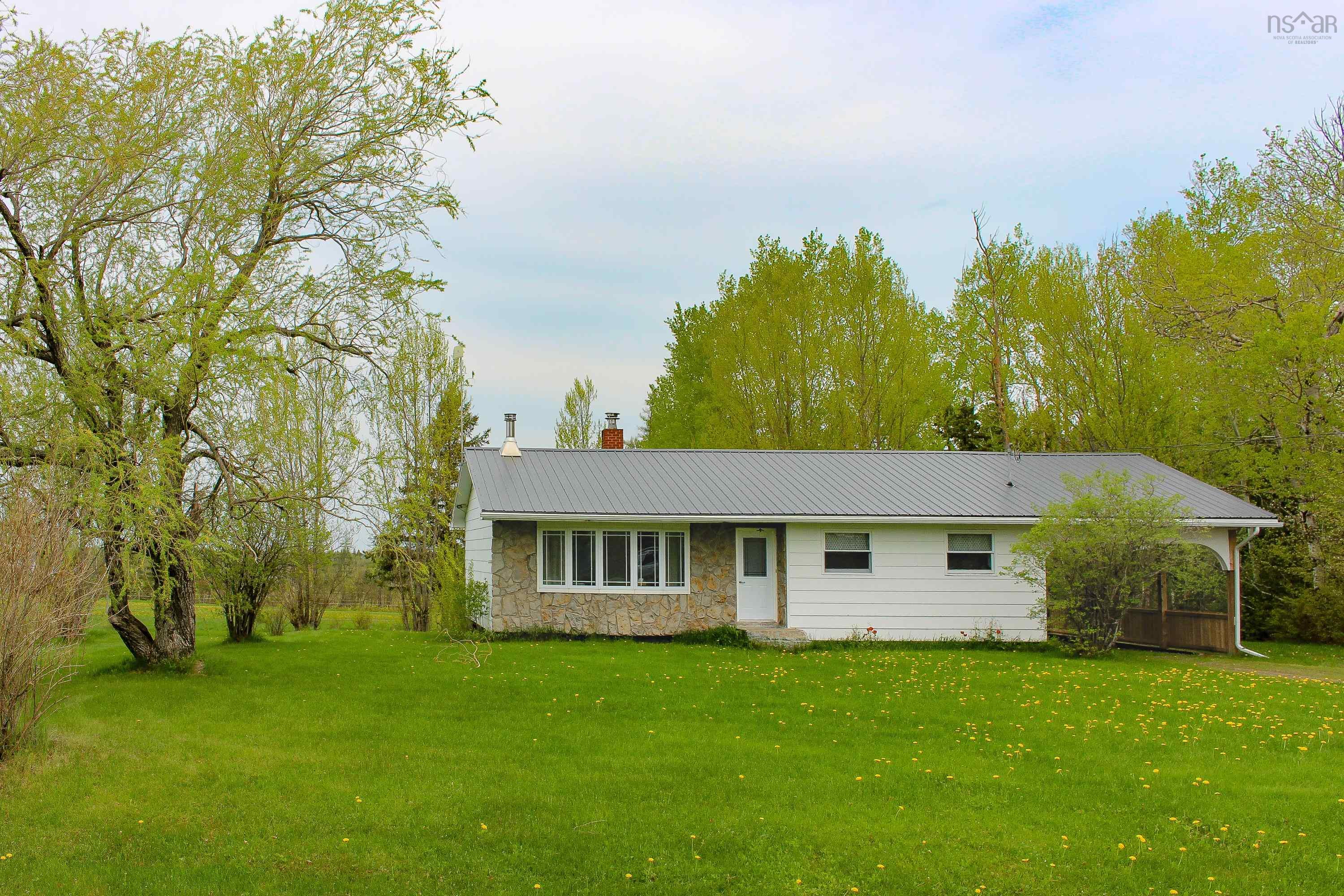 $349,900.00: 12407 Highway 4, Wentworth
