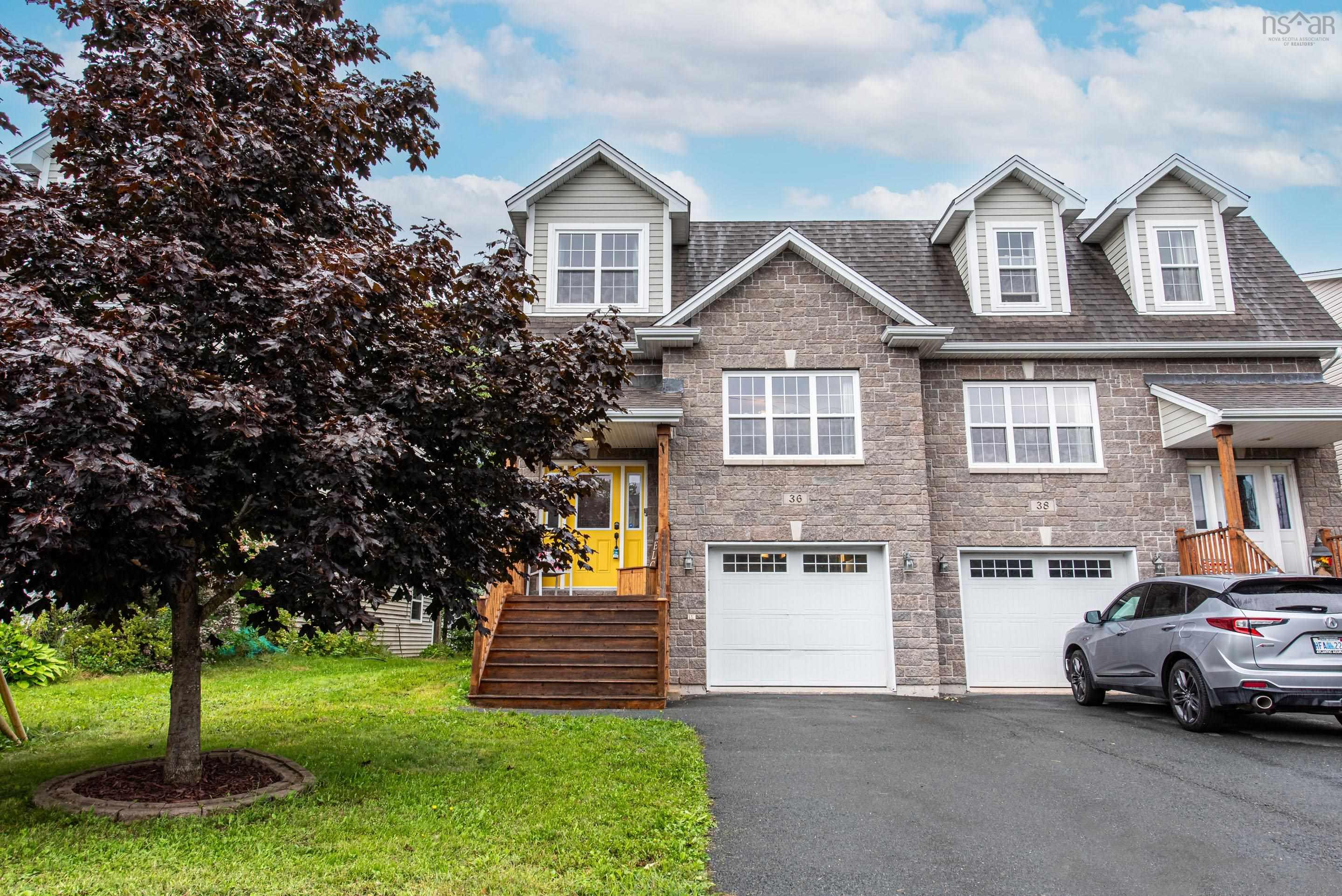 $699,900.00: 36 Lasalle Court, West Bedford