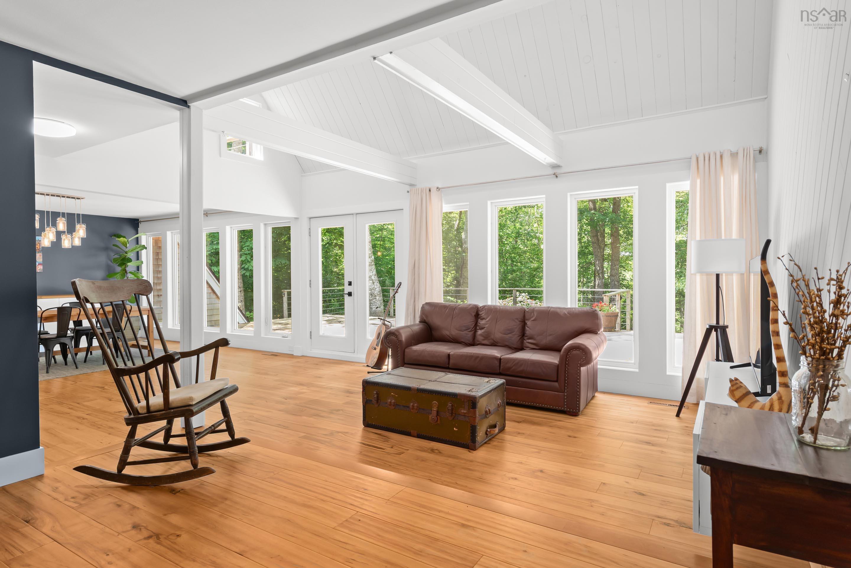 $949,900.00: 63 Rolling Hills Drive, Waverley