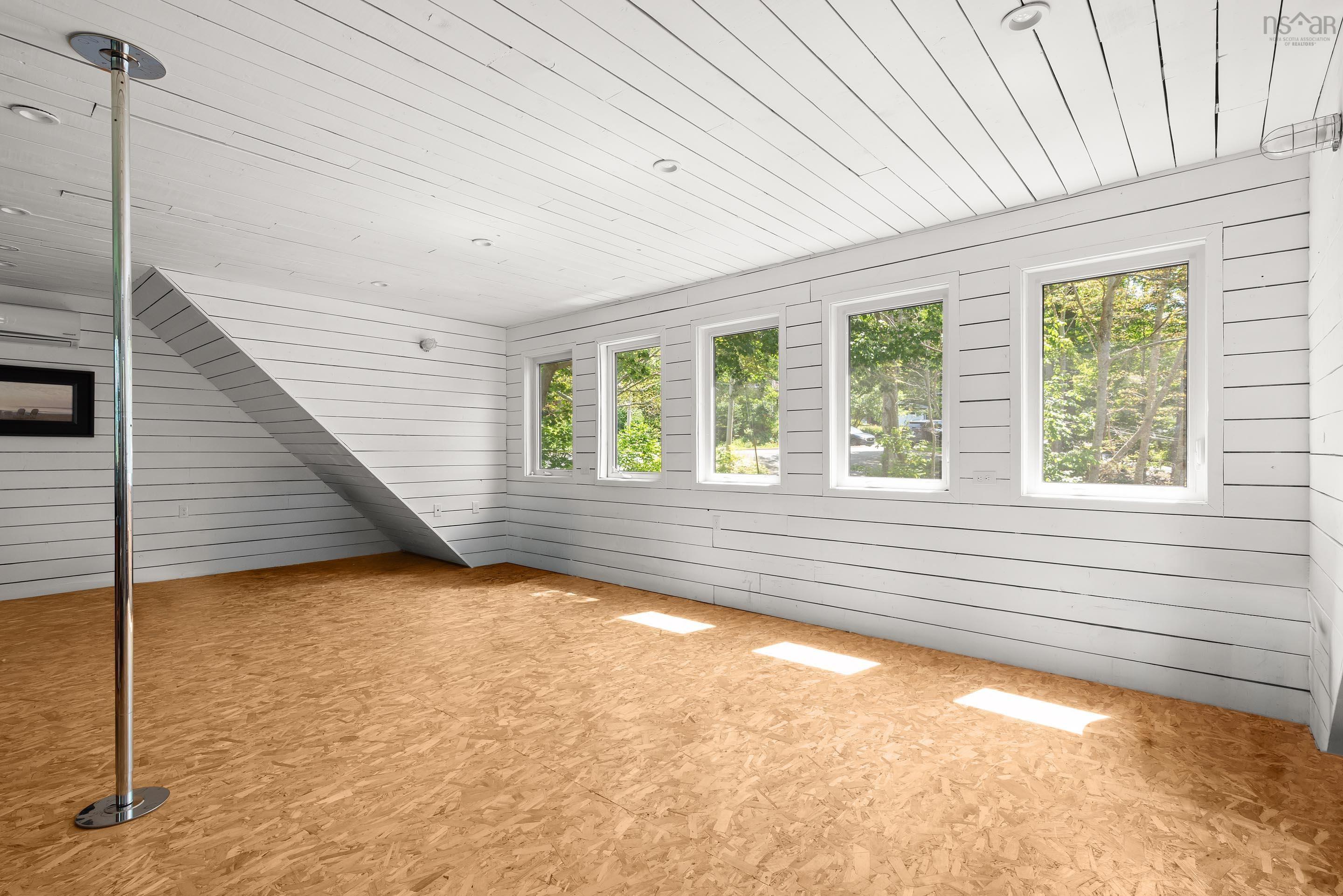 $949,900.00: 63 Rolling Hills Drive, Waverley