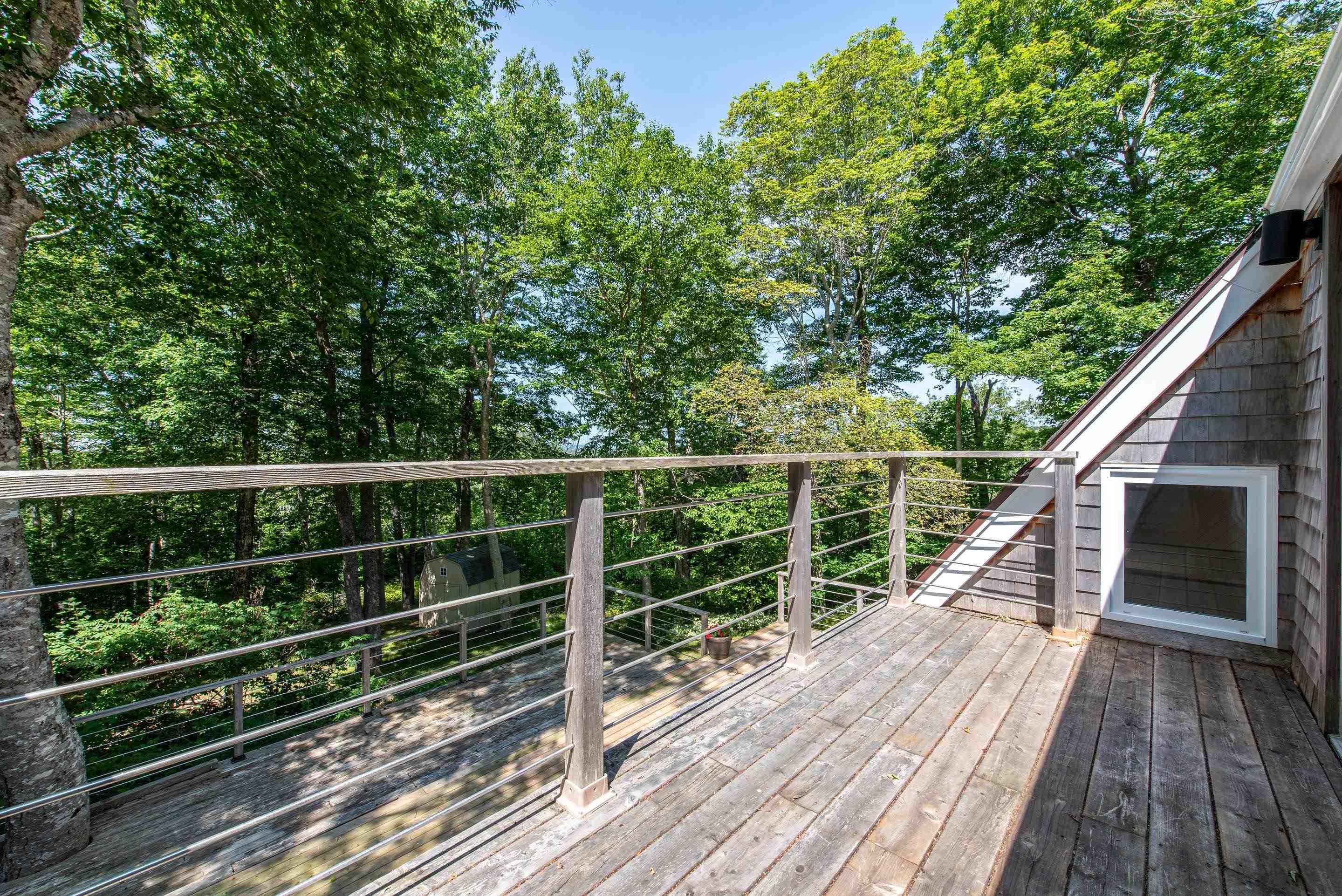 $949,900.00: 63 Rolling Hills Drive, Waverley