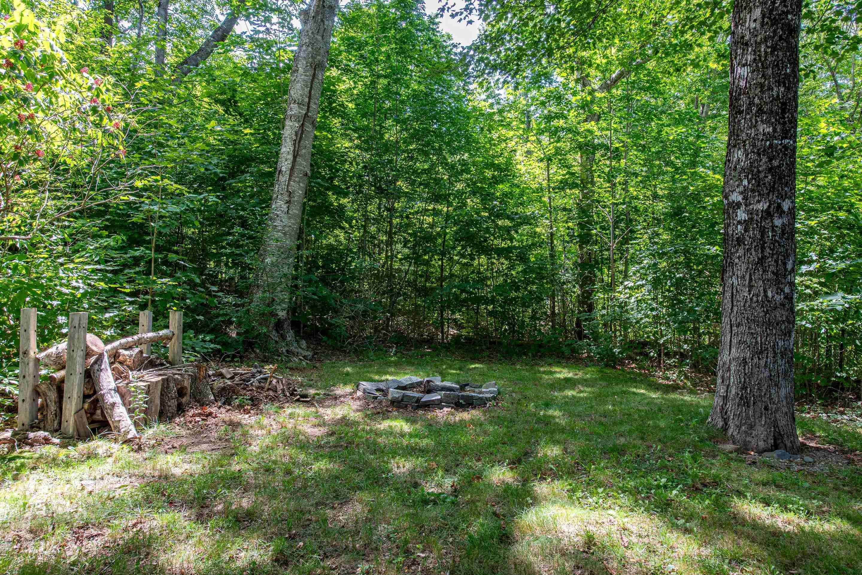 $949,900.00: 63 Rolling Hills Drive, Waverley