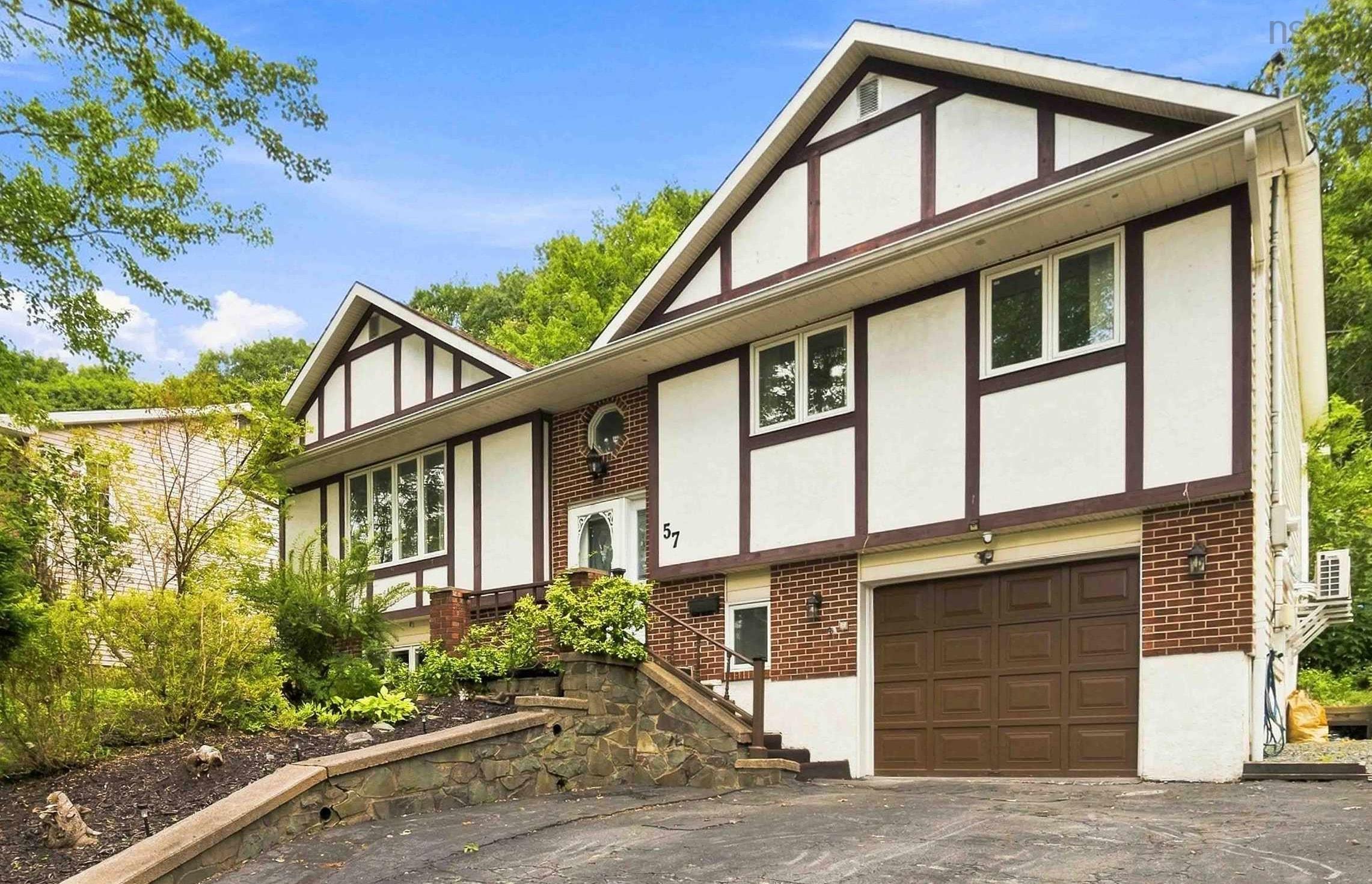$685,000.00: 57 Riverview Crescent, Bedford