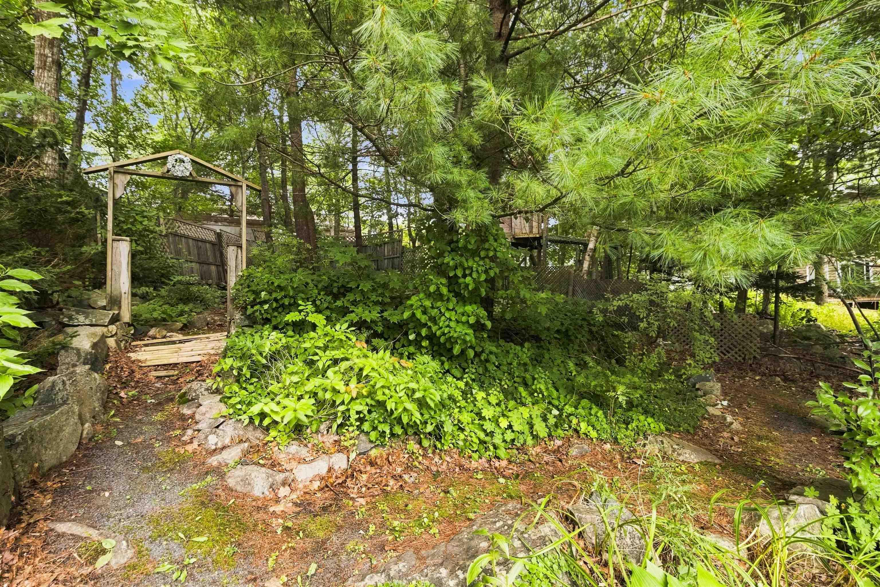 $685,000.00: 57 Riverview Crescent, Bedford