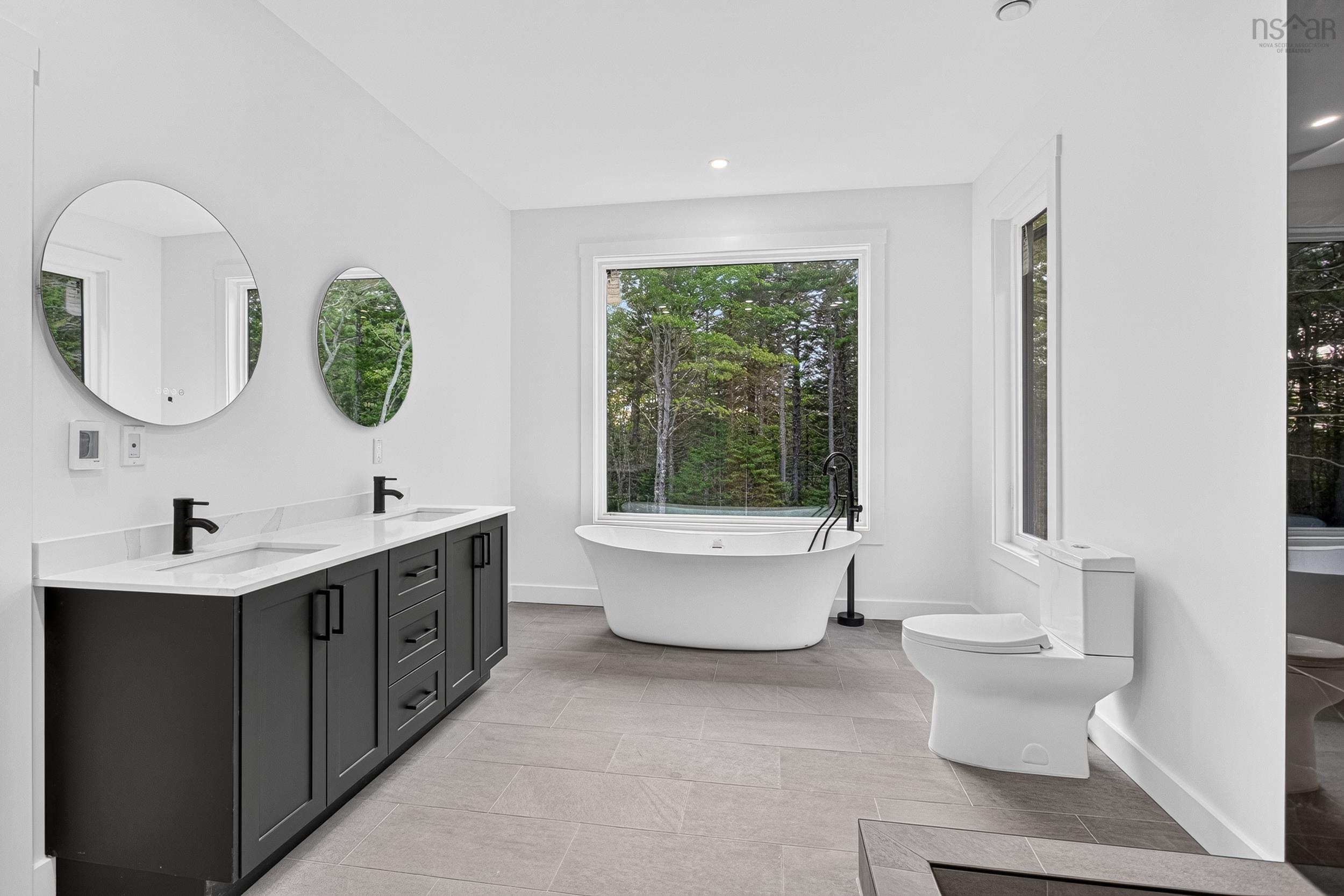 $1,200,000.00: 524 & 526 Perrin Drive, Fall River