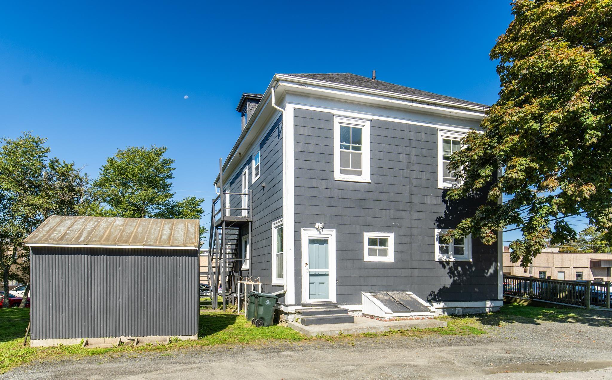 $395,000.00: 5 Parade Street, Yarmouth