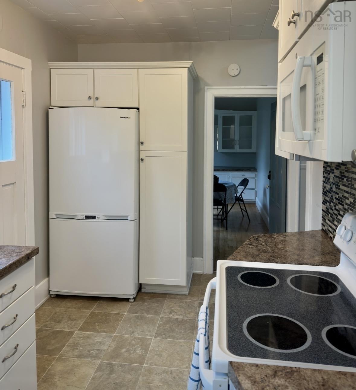 $395,000.00: 5 Parade Street, Yarmouth