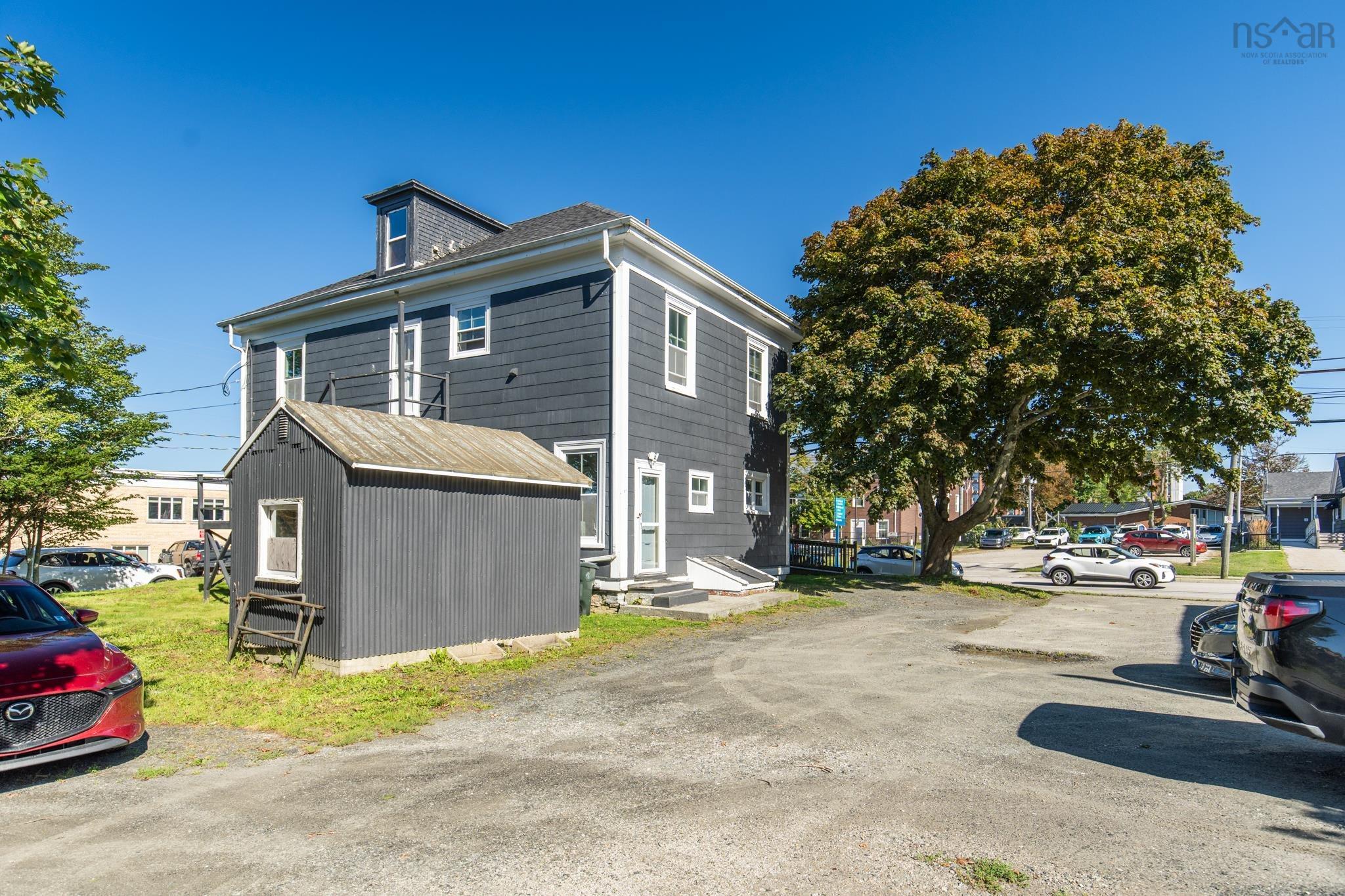 $395,000.00: 5 Parade Street, Yarmouth