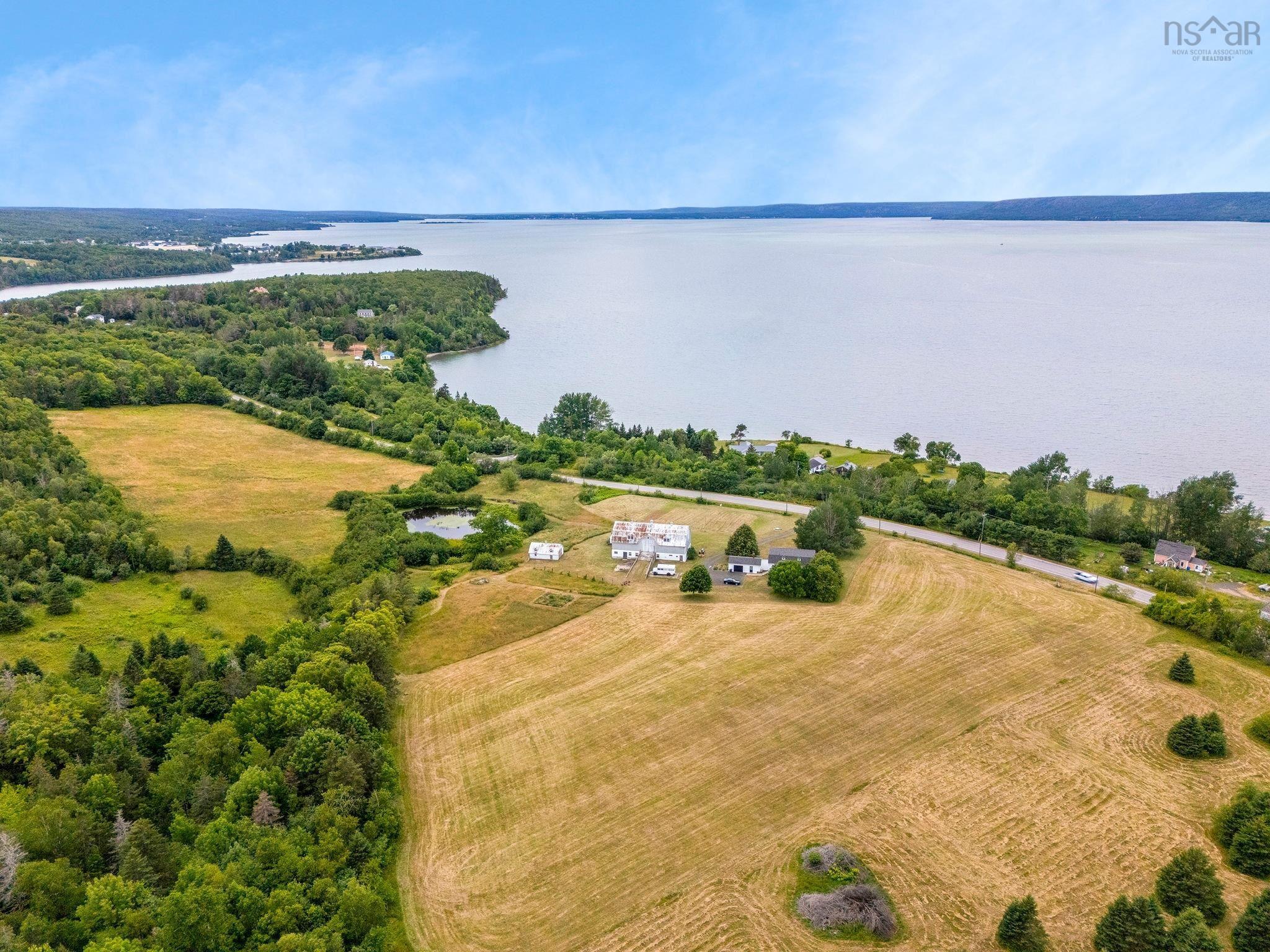 $695,000.00: 1896 Highway 1, Clementsport