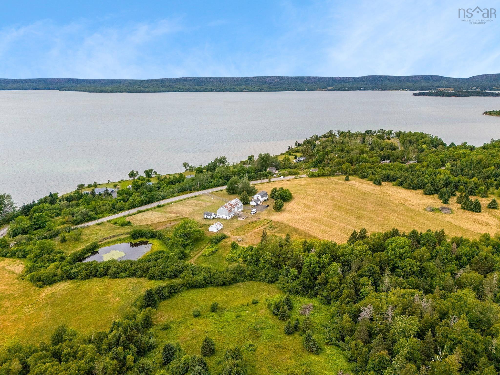 $695,000.00: 1896 Highway 1, Clementsport