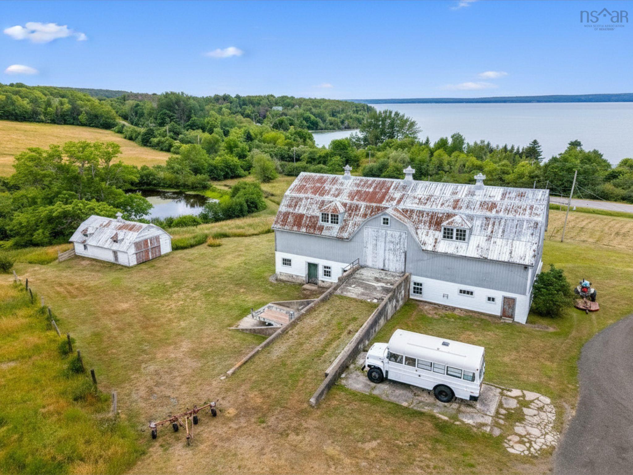 $695,000.00: 1896 Highway 1, Clementsport