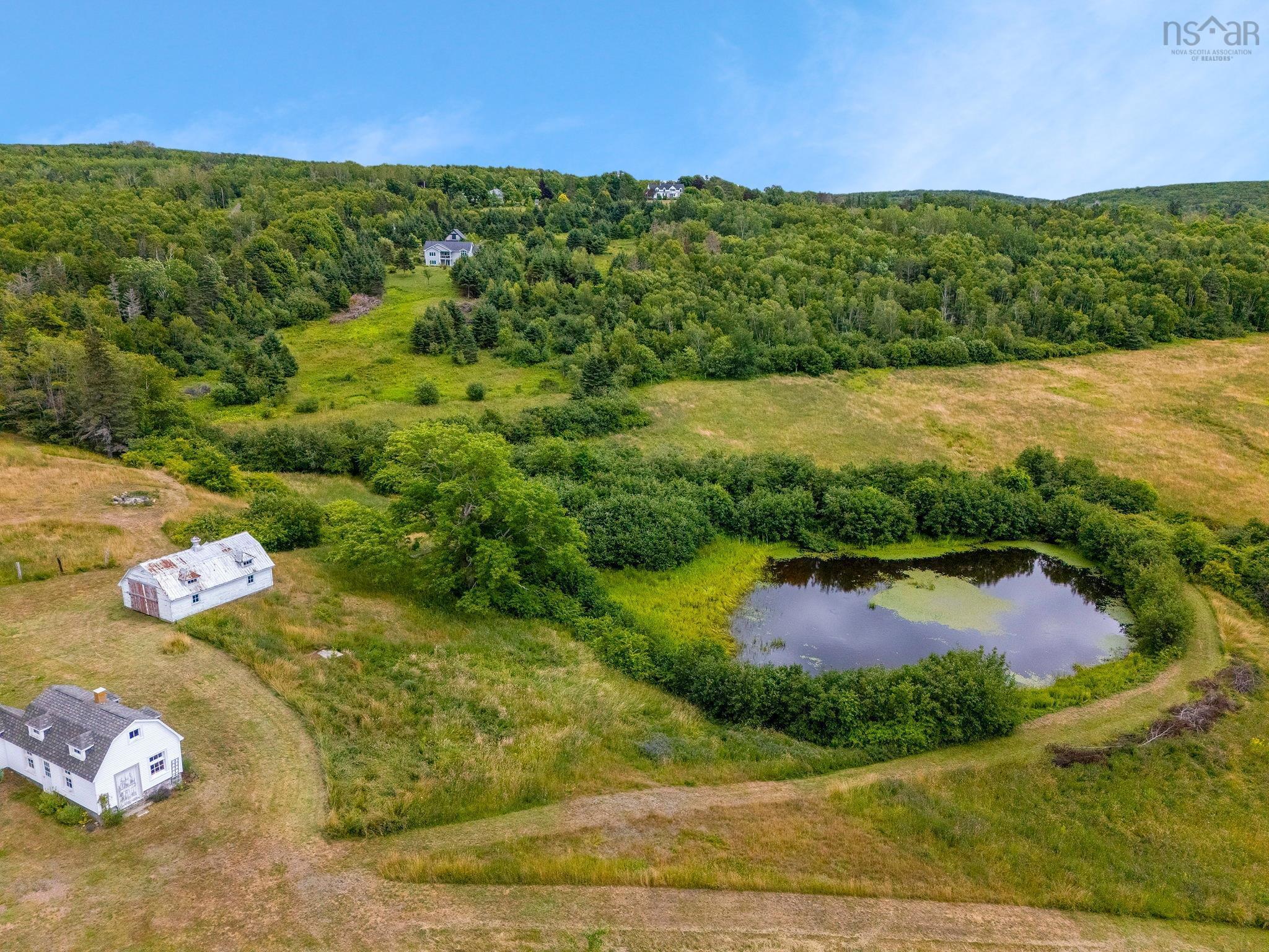 $695,000.00: 1896 Highway 1, Clementsport